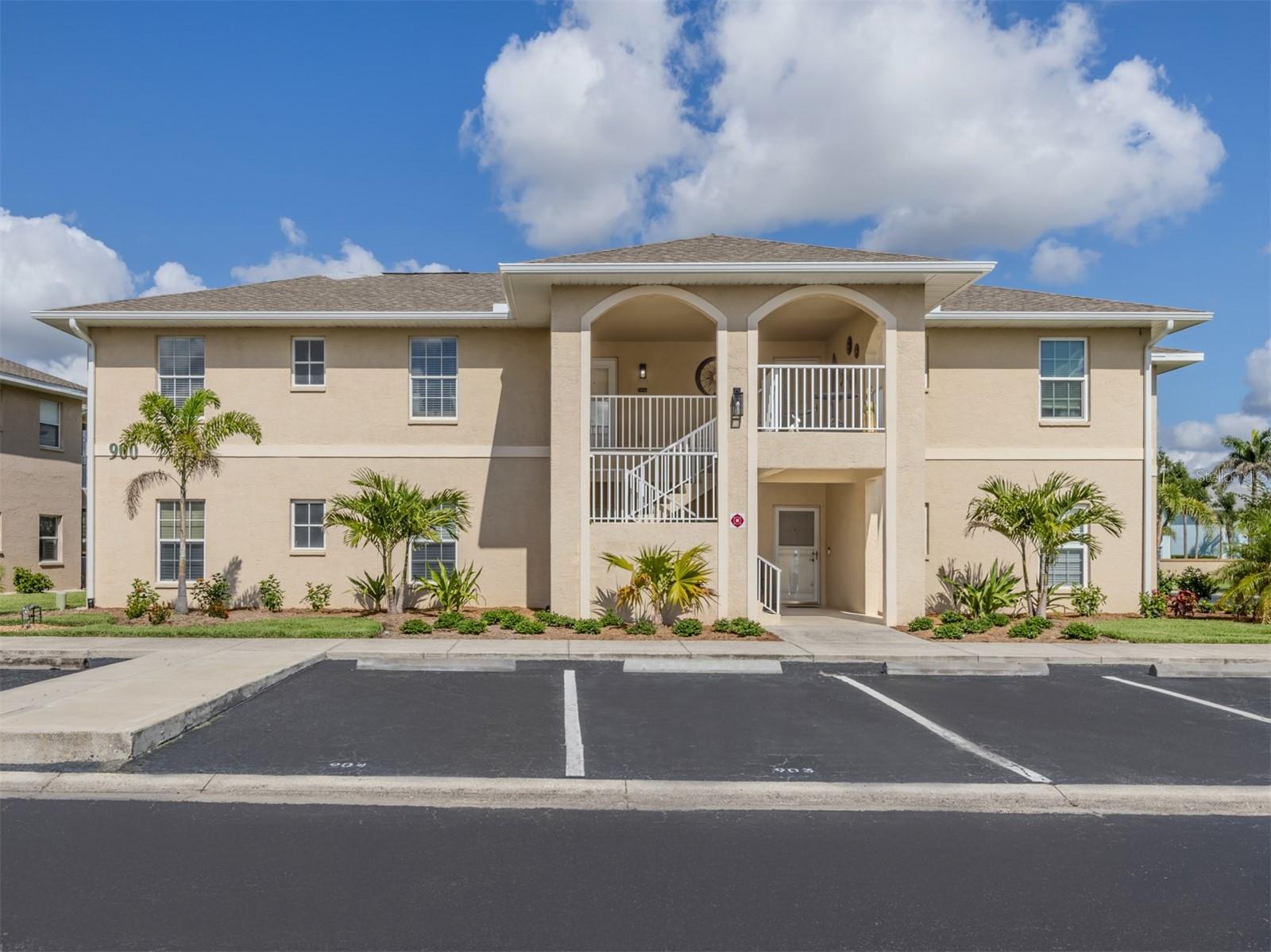 Condominium in NORTH PORT, FL - Daniel Dourado