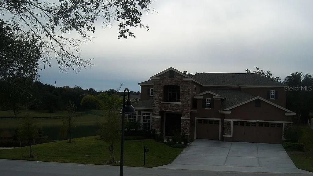 Single Family Residence em MOUNT DORA, FL - Daniel Dourado