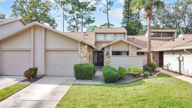 Townhouse in LONGWOOD, FL - Daniel Dourado