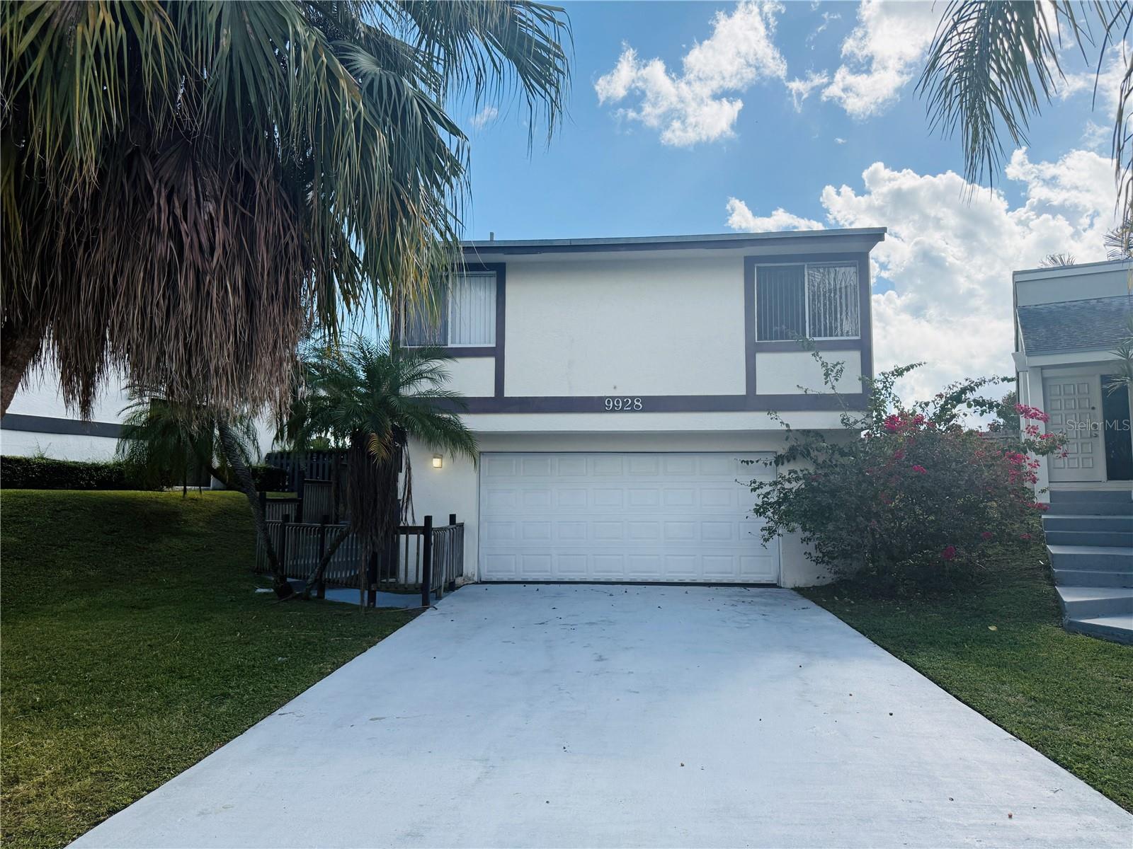 Single Family Residence em CUTLER BAY, FL - Daniel Dourado