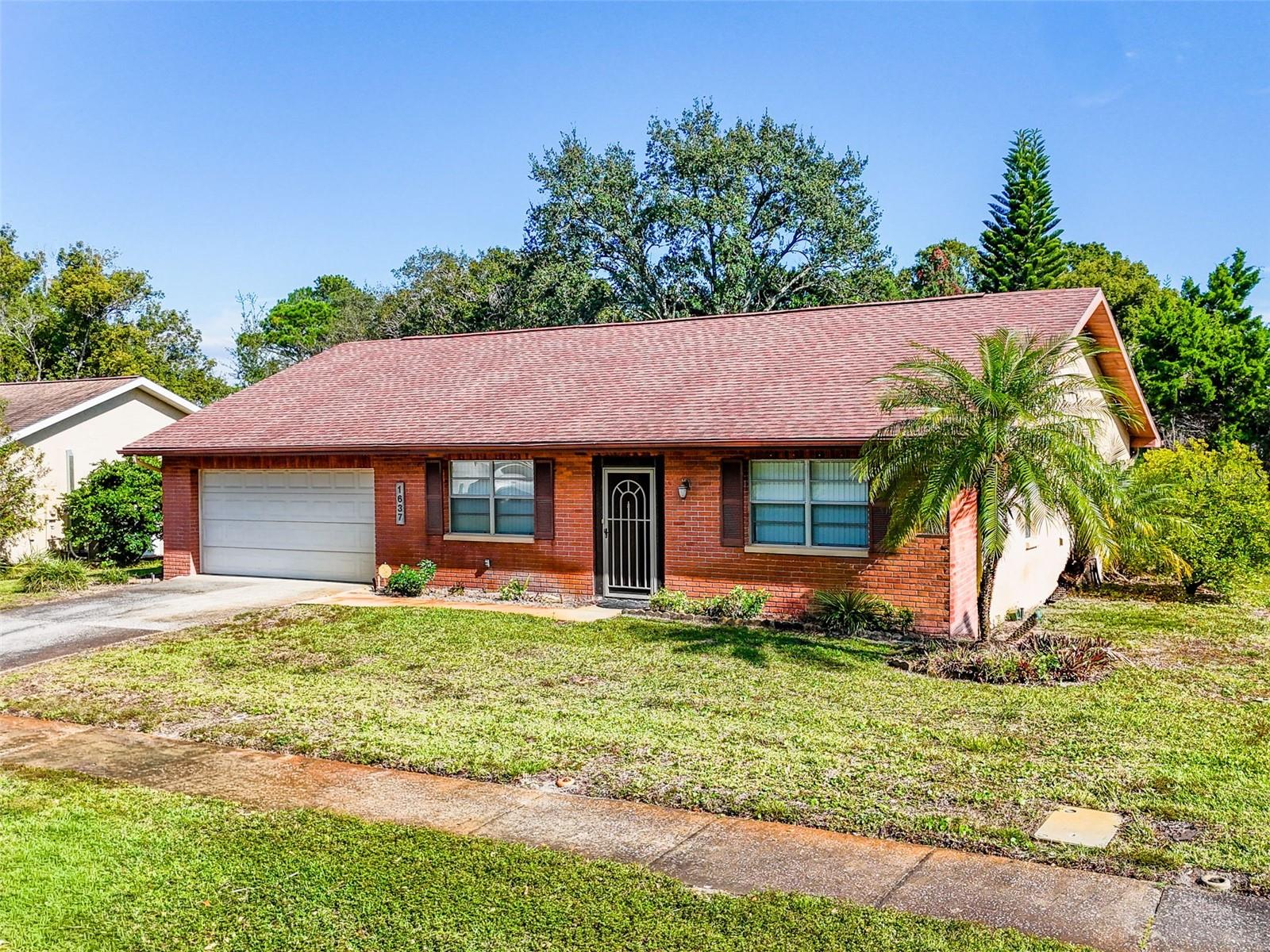 Single Family Residence in PALM HARBOR, FL - Daniel Dourado