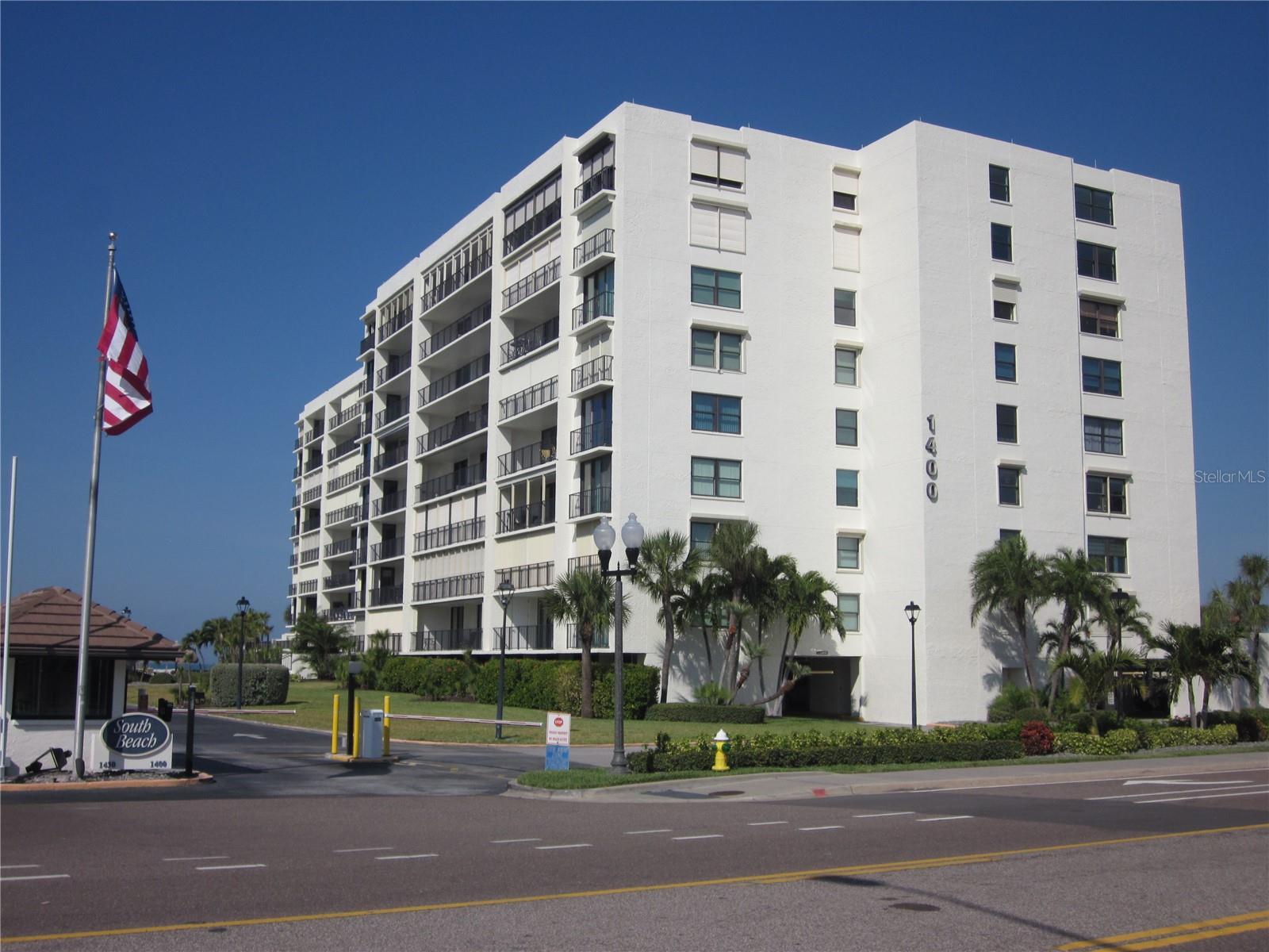 Condominium in CLEARWATER BEACH, FL - Daniel Dourado