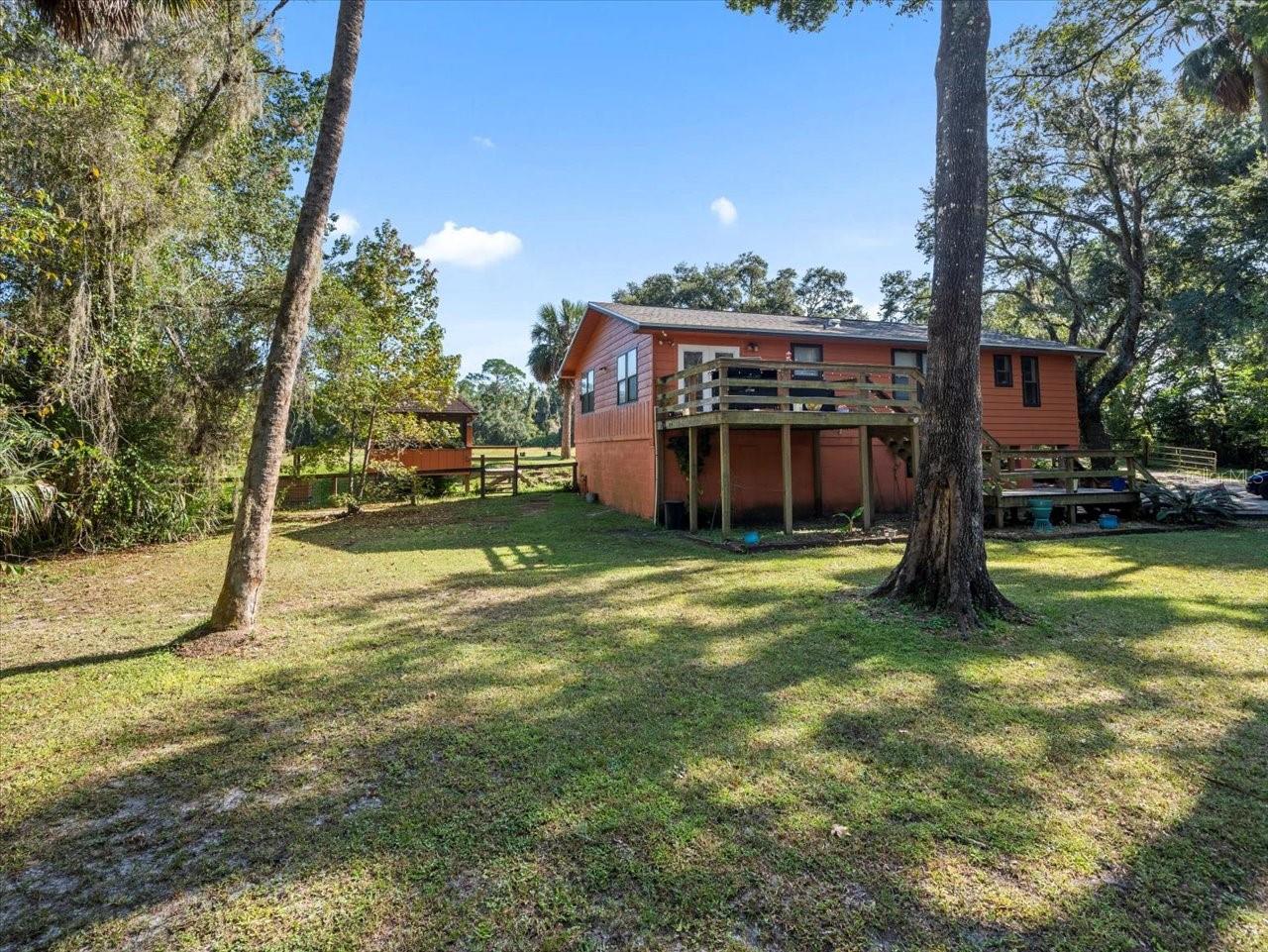 Single Family Residence em HERNANDO, FL - Daniel Dourado