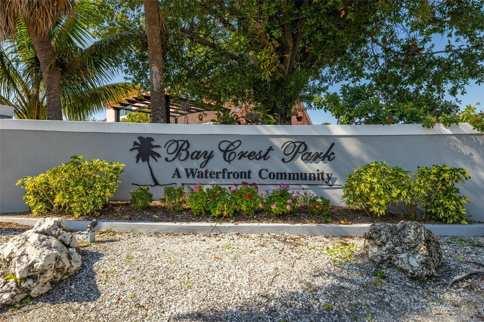 Single Family Residence in TAMPA, FL - Daniel Dourado