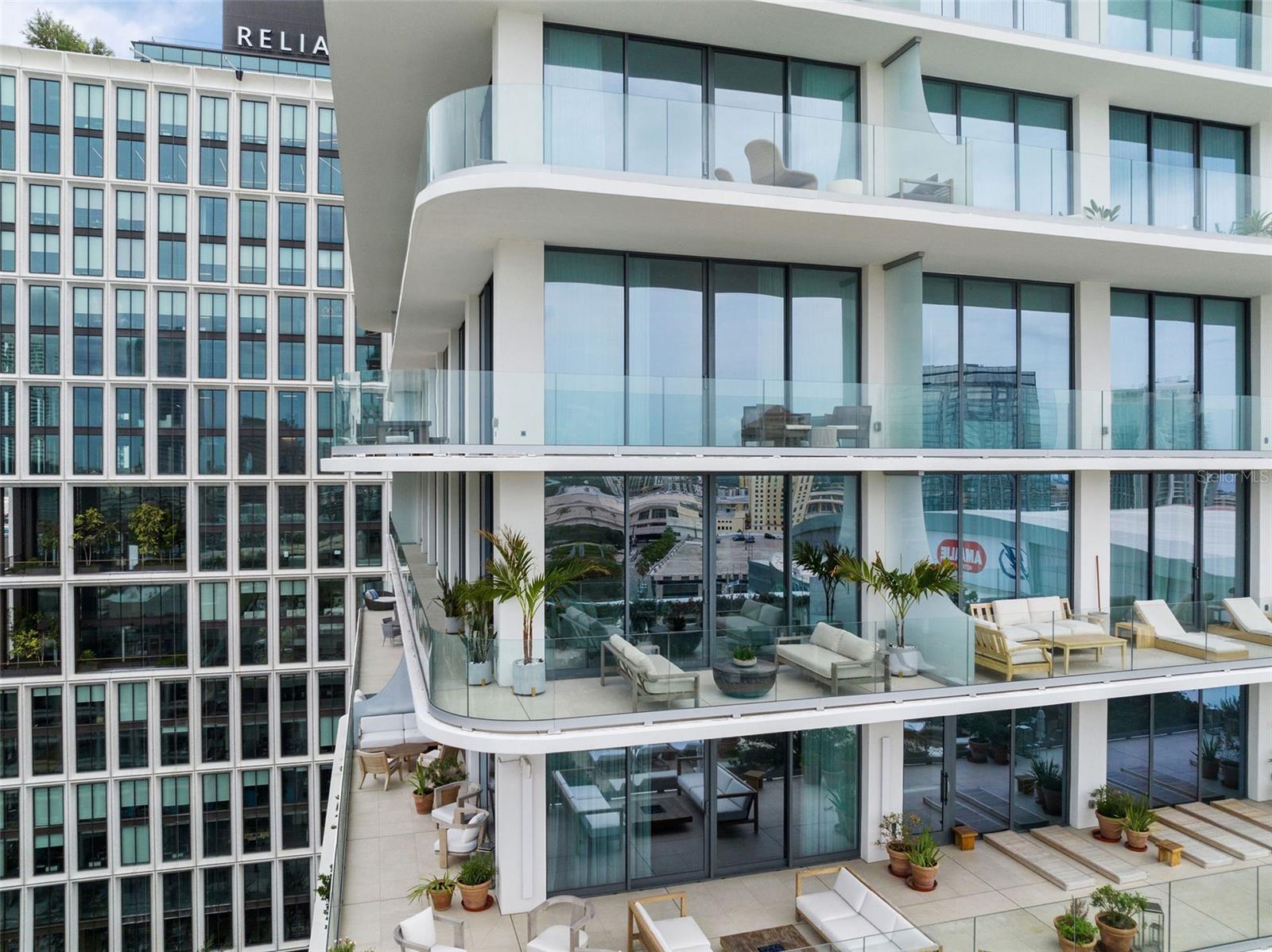 Condominium in TAMPA, FL - Daniel Dourado