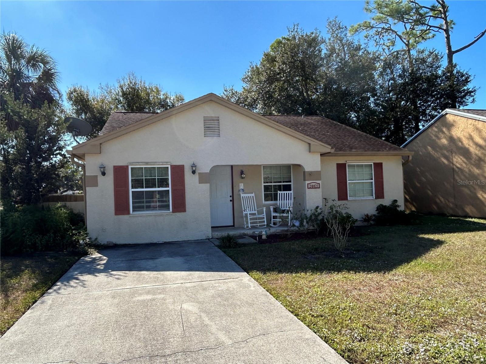 Single Family Residence em PORT CHARLOTTE, FL - Daniel Dourado