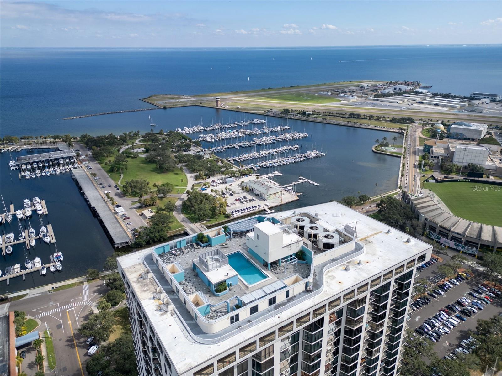 Condominium em ST PETERSBURG, FL - Daniel Dourado