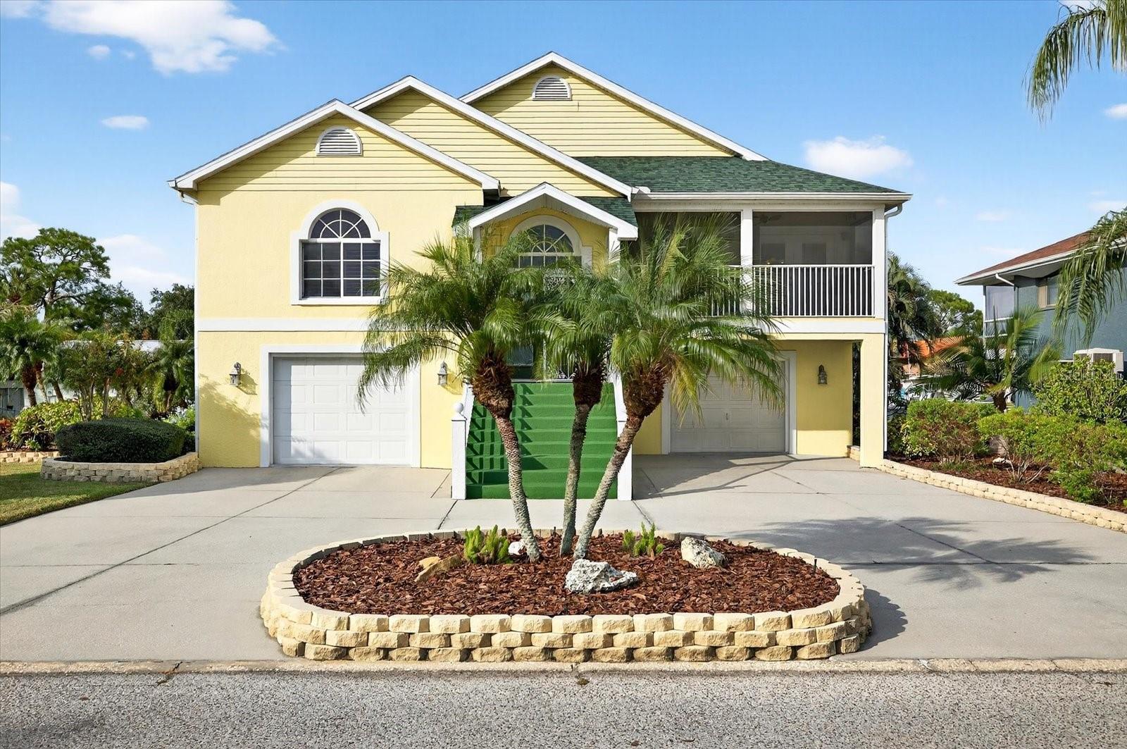 Single Family Residence em NEW PORT RICHEY, FL - Daniel Dourado