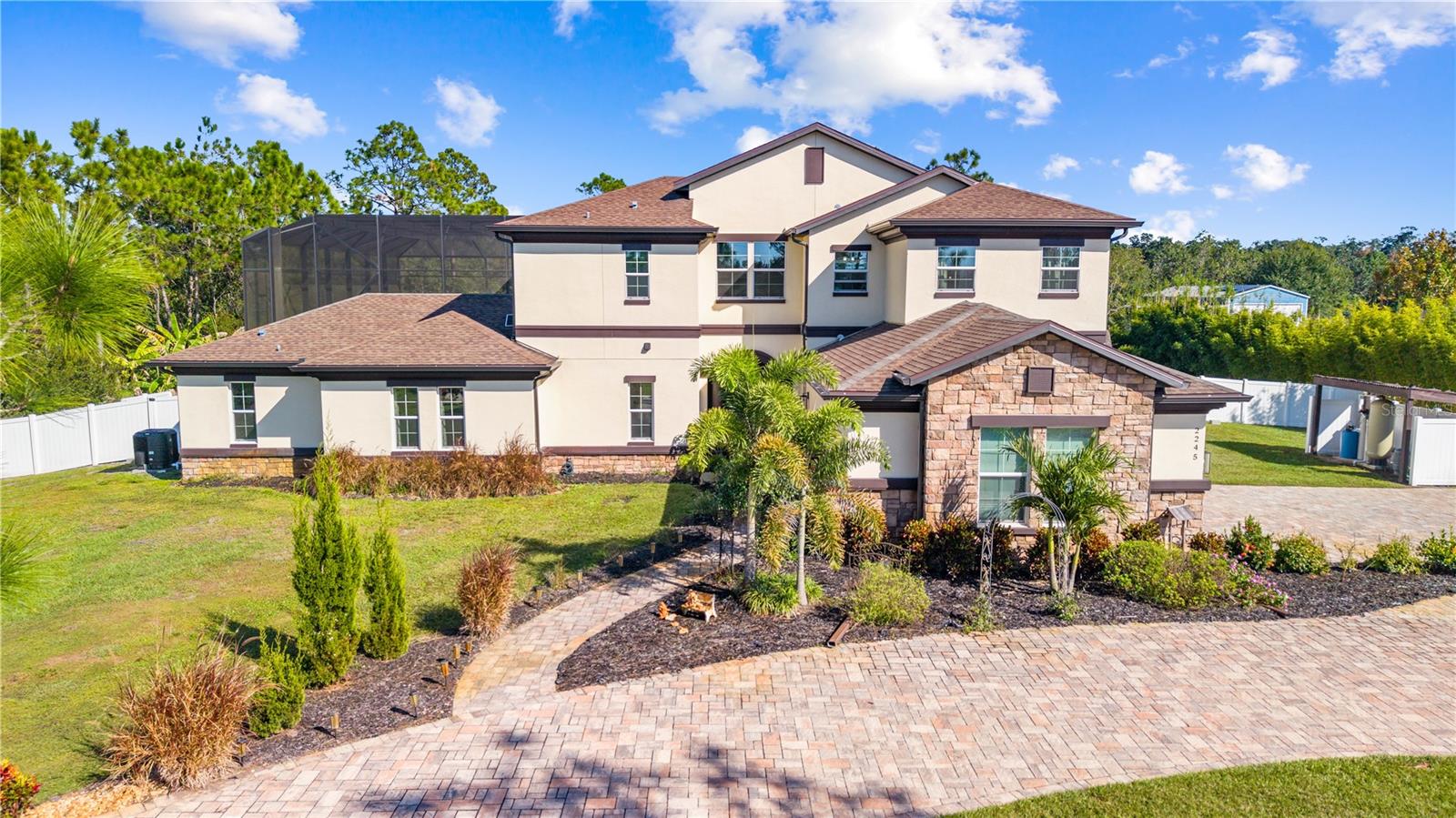 Single Family Residence em ST CLOUD, FL - Daniel Dourado