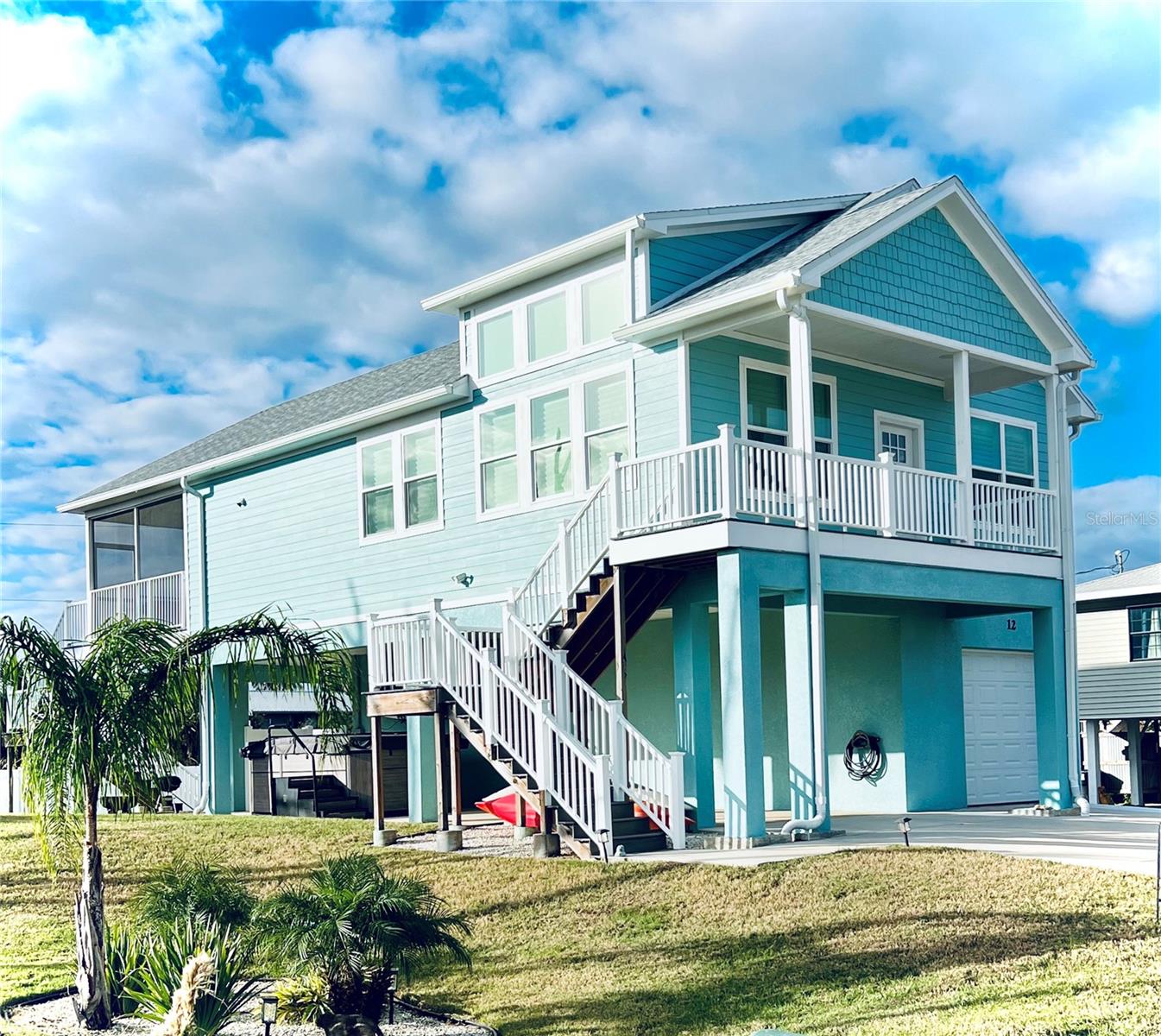 Single Family Residence in PALM COAST, FL - Daniel Dourado