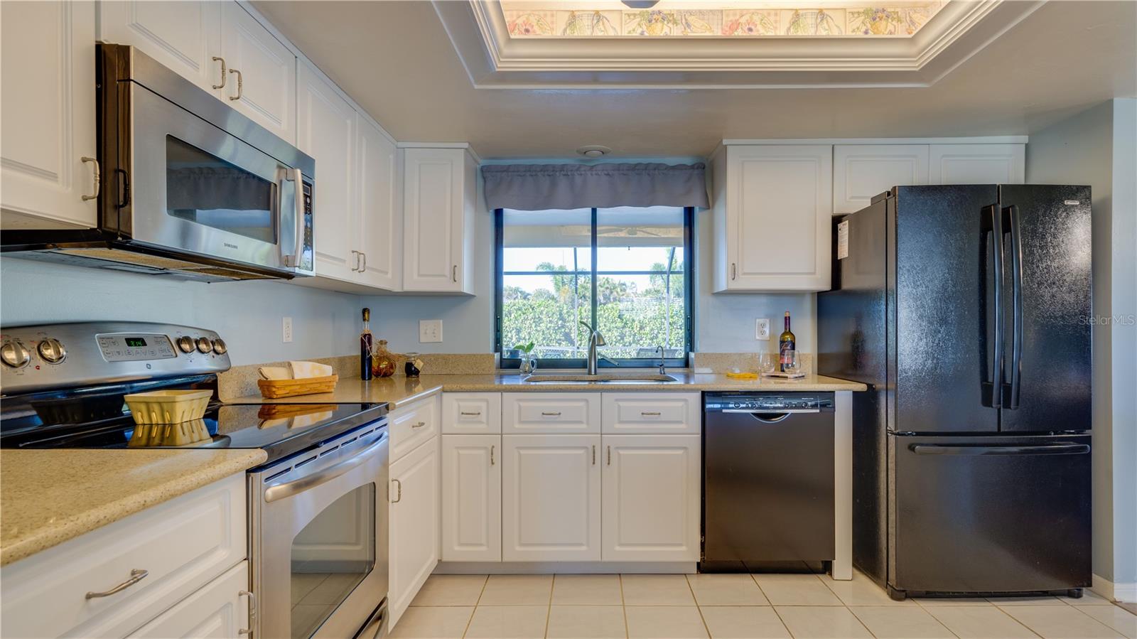 Single Family Residence in CAPE CORAL, FL - Daniel Dourado