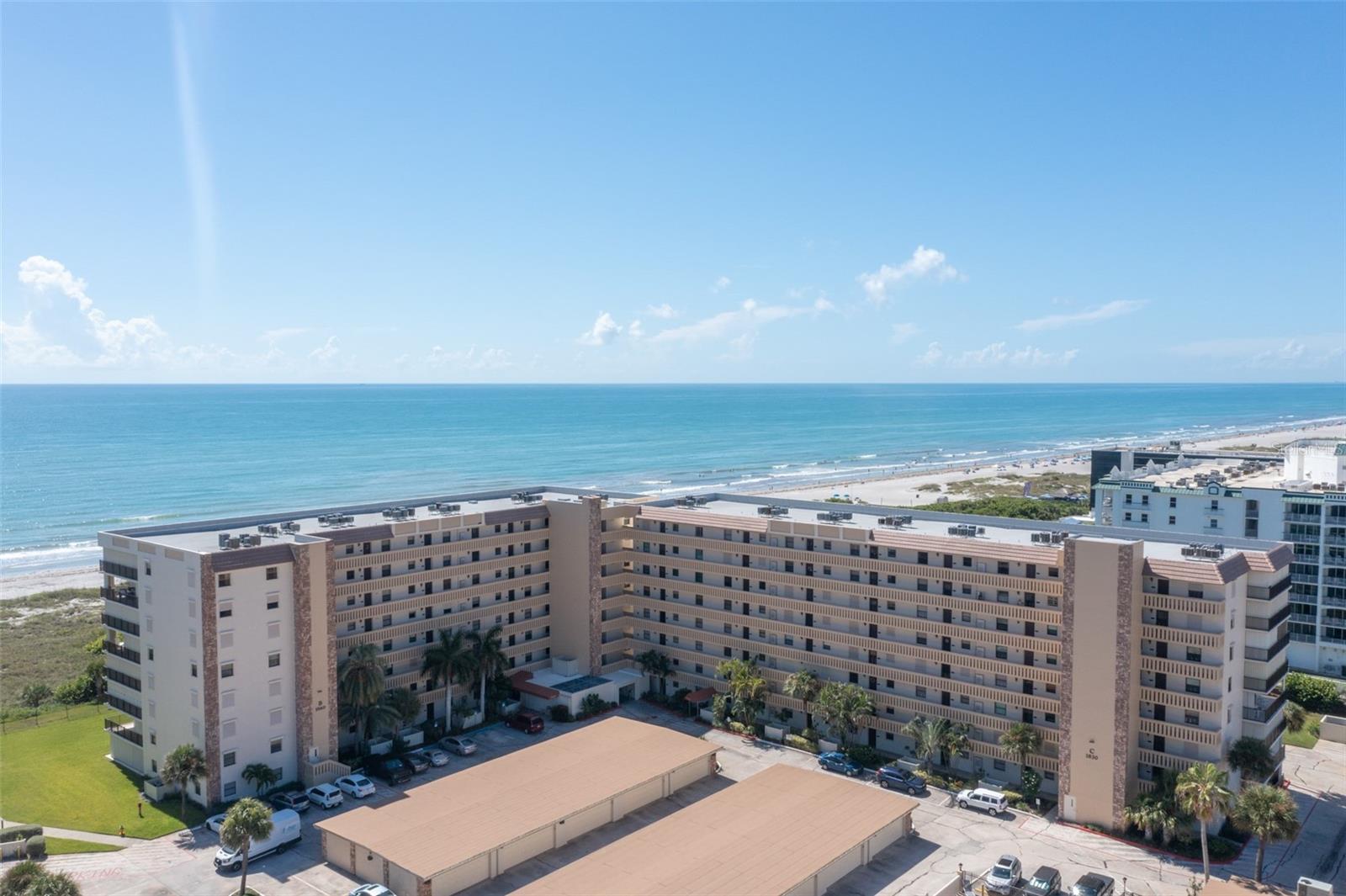 Condominium in COCOA BEACH, FL - Daniel Dourado
