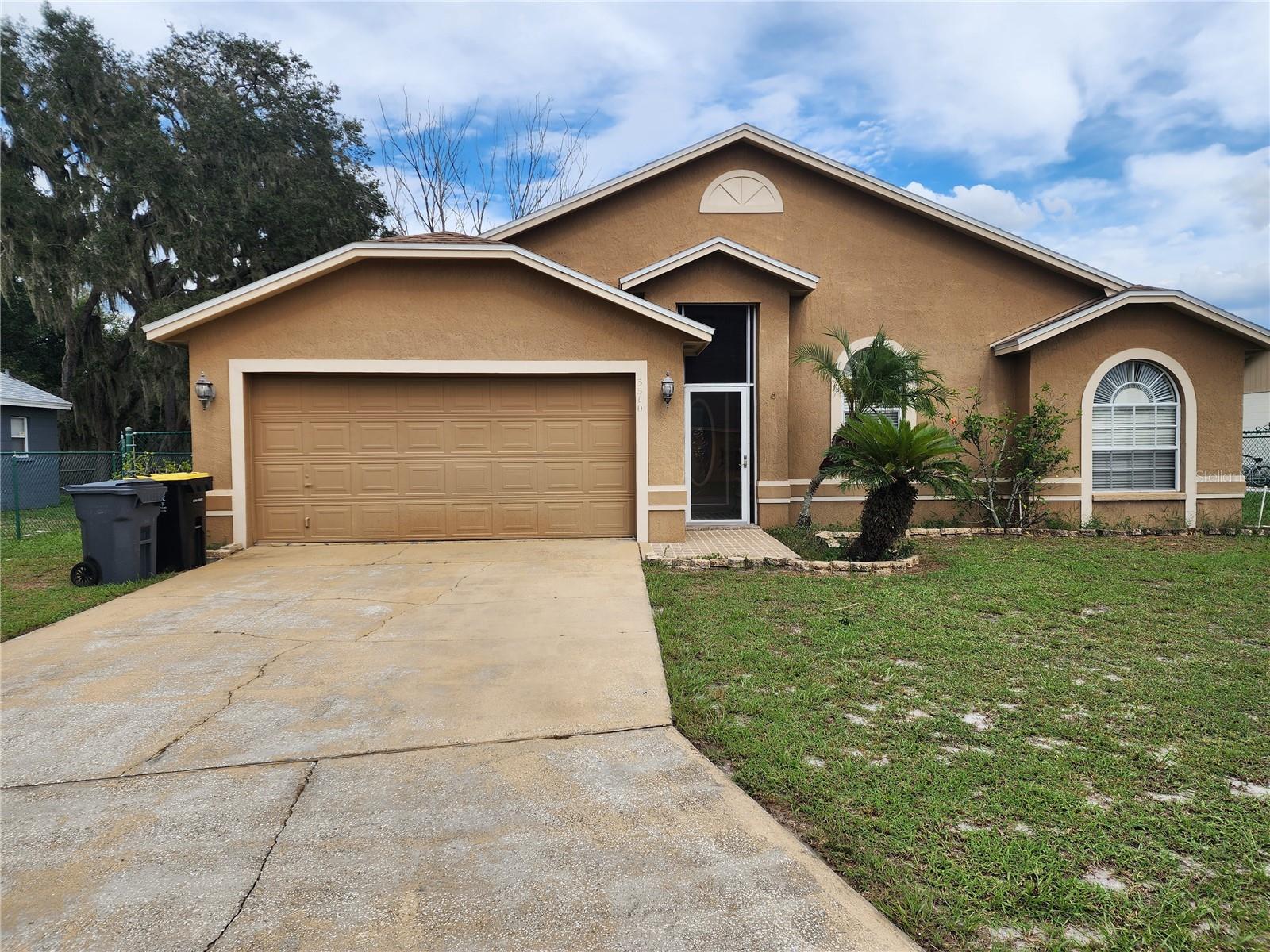 Single Family Residence em WINTER HAVEN, FL - Daniel Dourado
