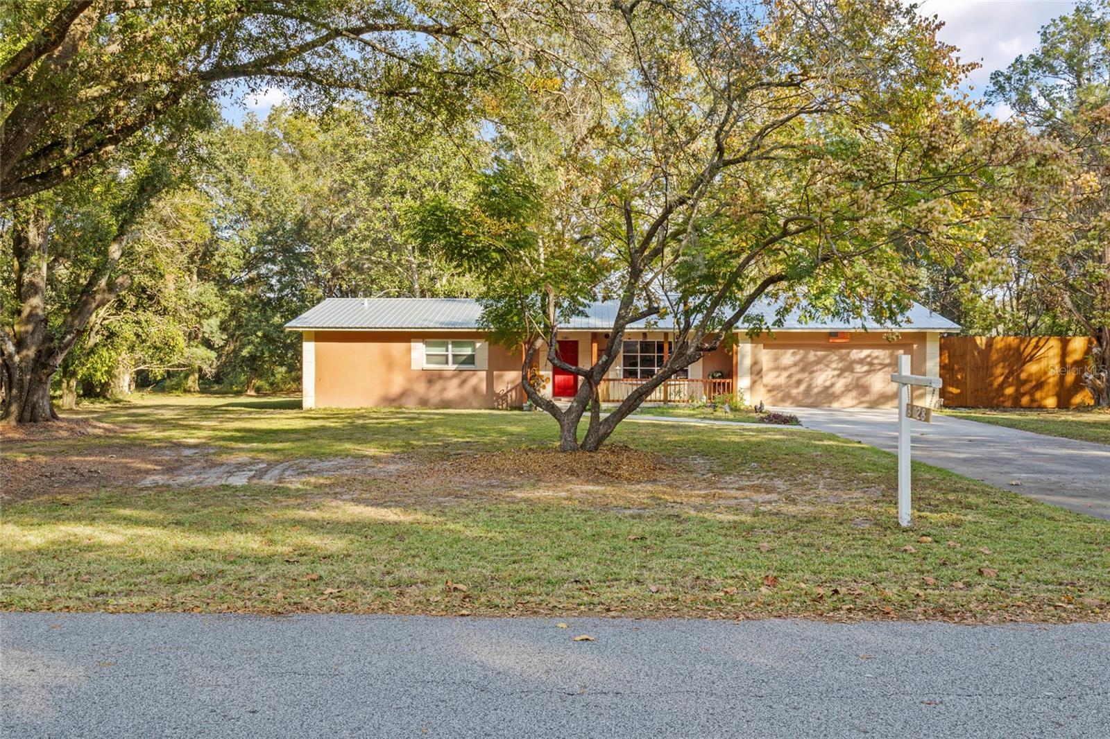 Single Family Residence in BROOKSVILLE, FL - Daniel Dourado