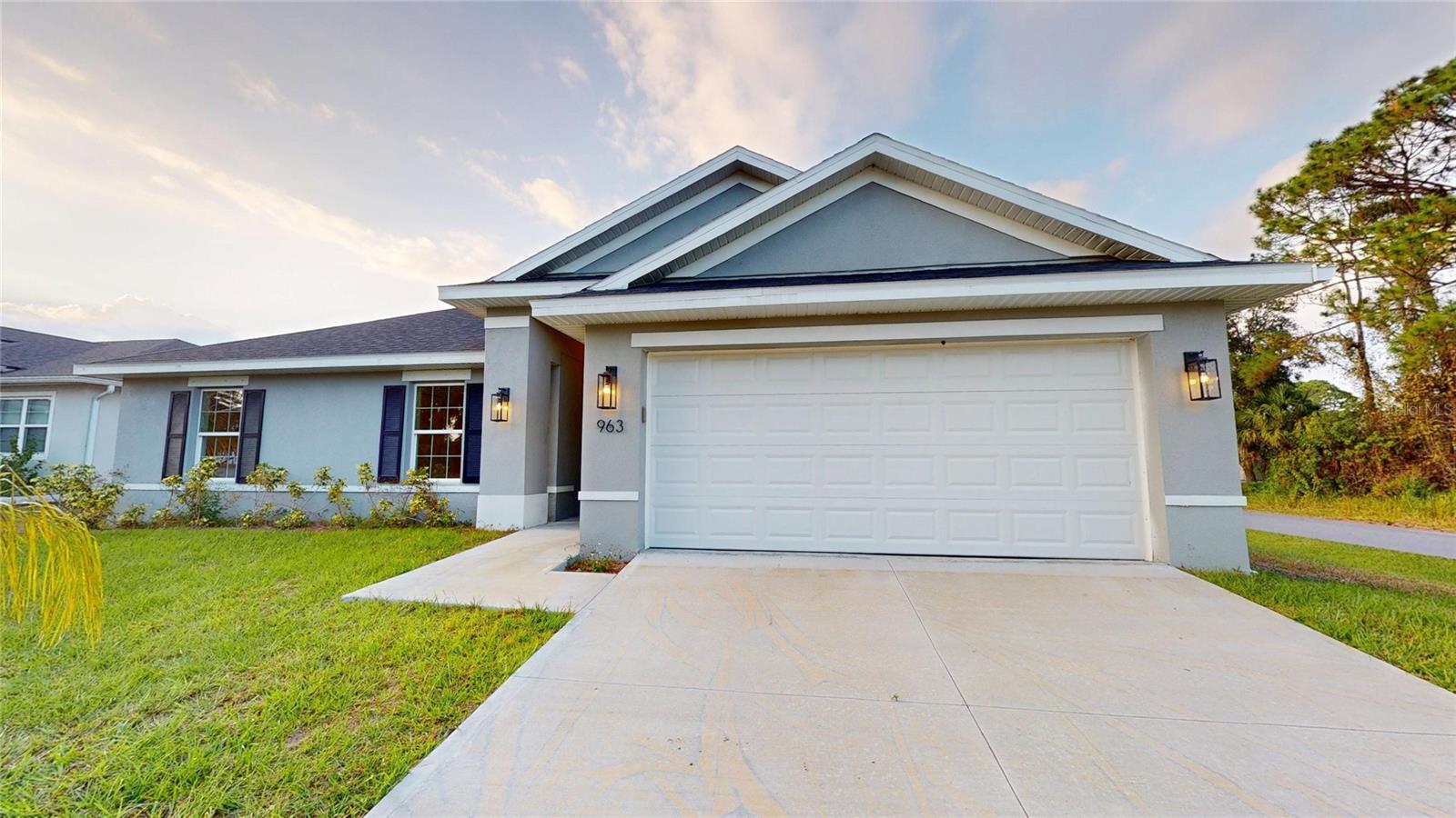 Single Family Residence em PALM BAY, FL - Daniel Dourado