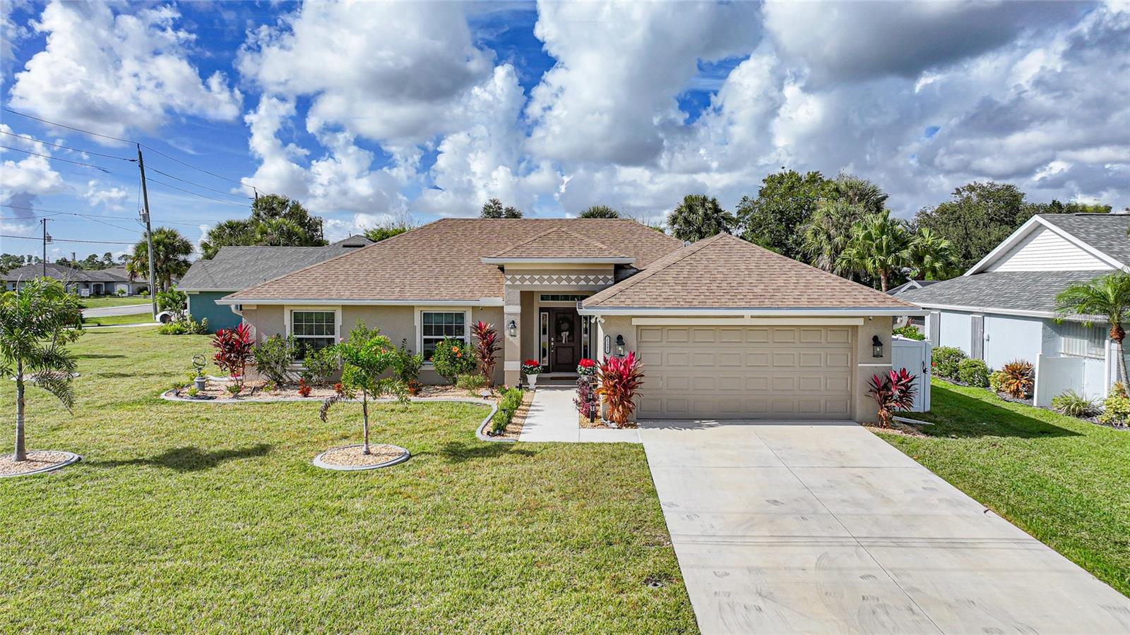 Single Family Residence em PUNTA GORDA, FL - Daniel Dourado