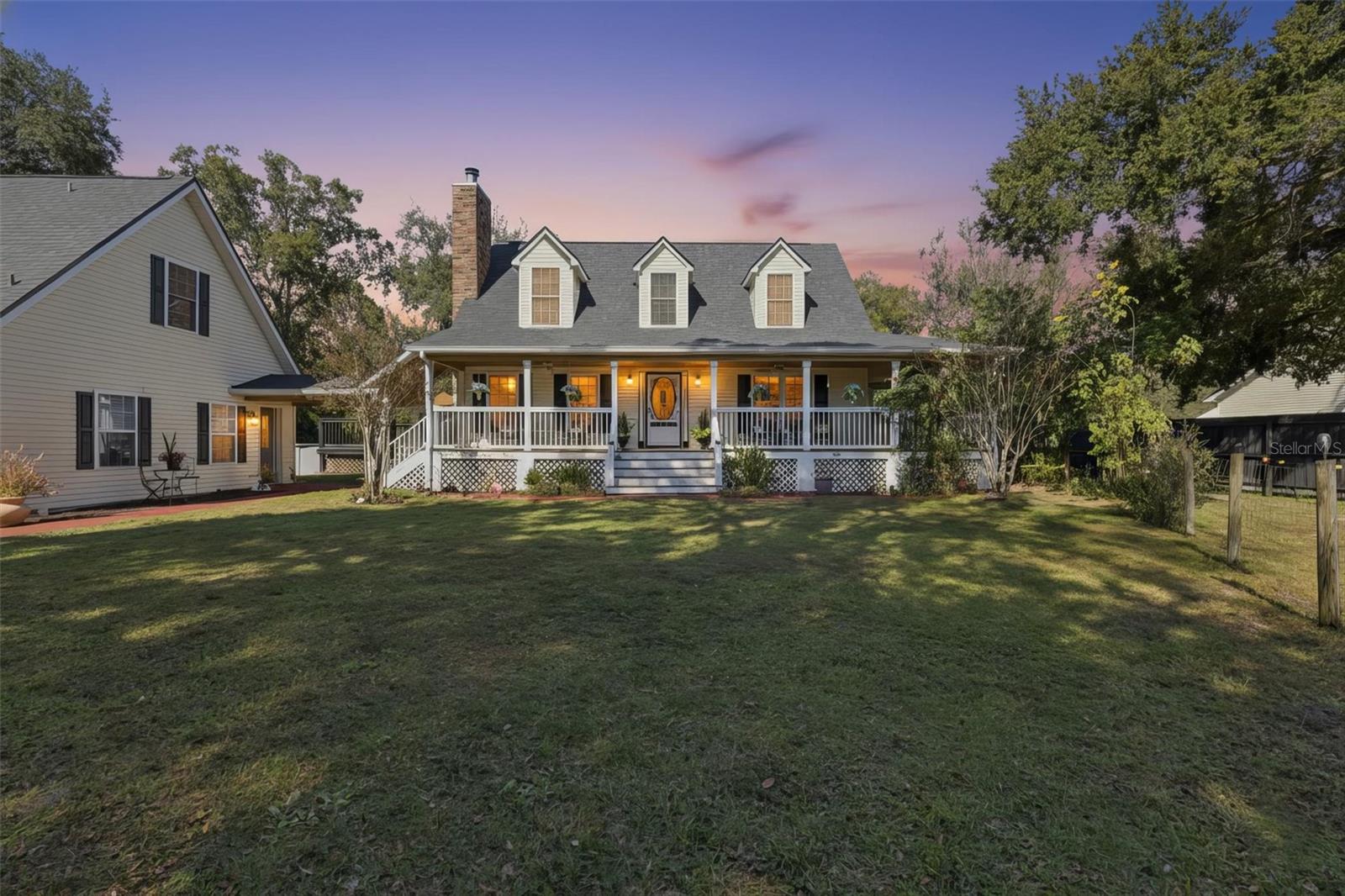 Single Family Residence in ORLANDO, FL - Daniel Dourado