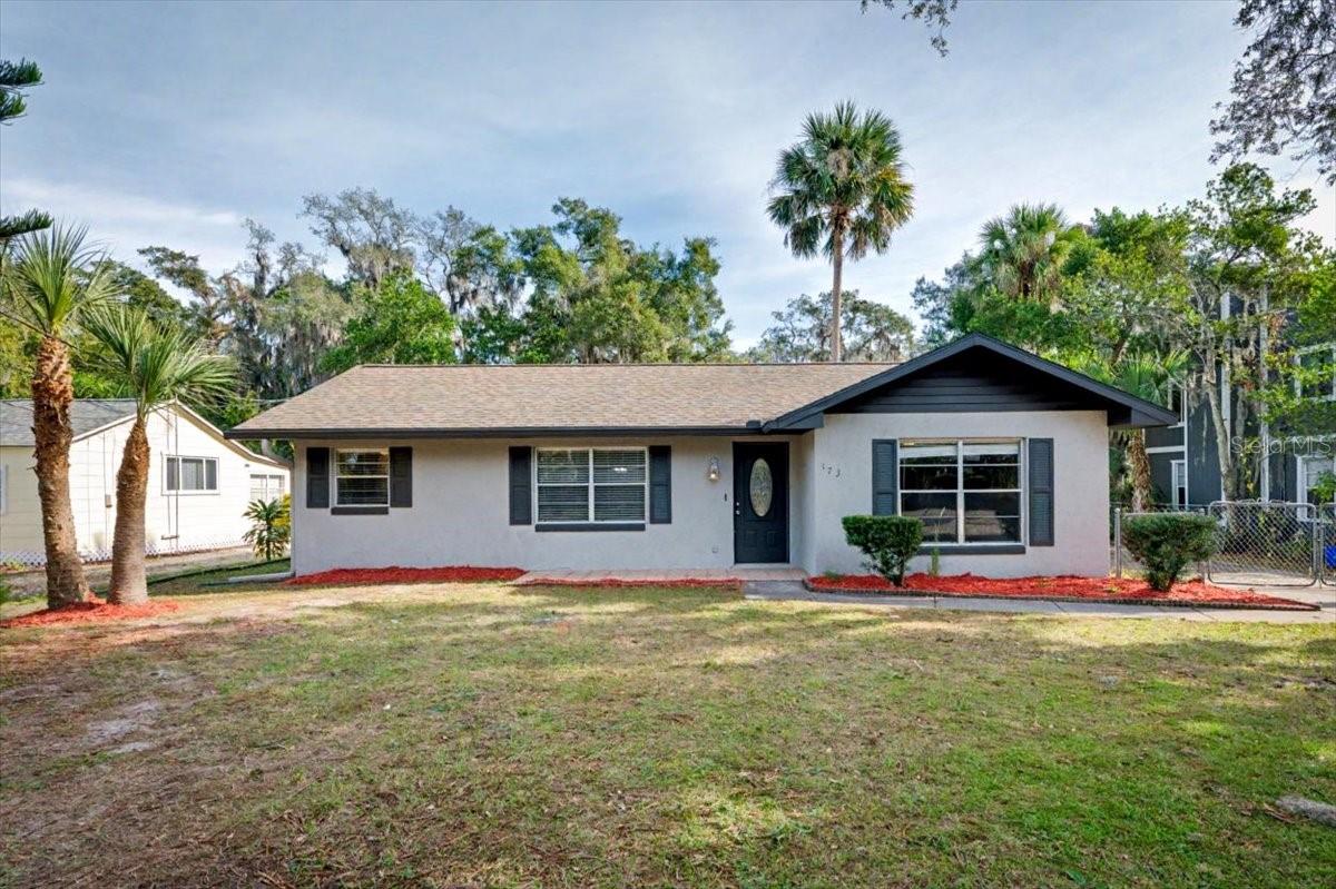 Single Family Residence em ORMOND BEACH, FL - Daniel Dourado