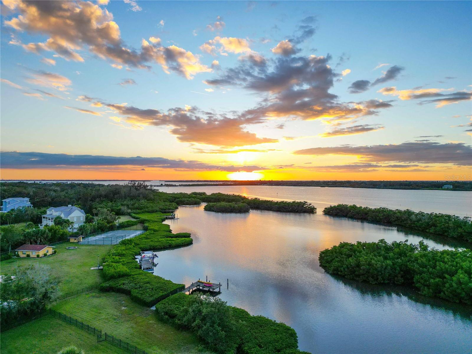 Single Family Residence em PALMETTO, FL - Daniel Dourado