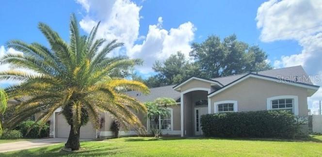 Single Family Residence in ORLANDO, FL - Daniel Dourado