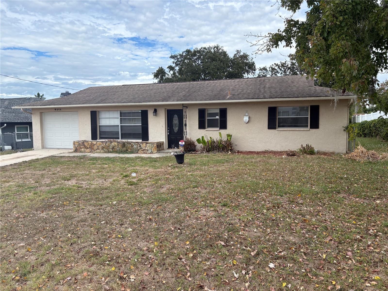 Single Family Residence em SPRING HILL, FL - Daniel Dourado