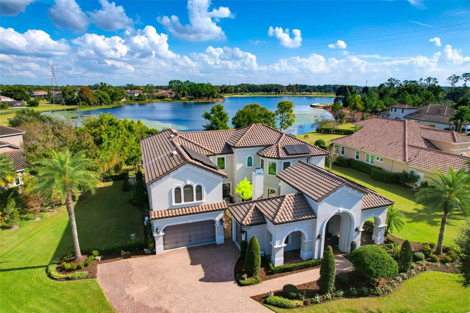 Single Family Residence in TAMPA, FL - Daniel Dourado