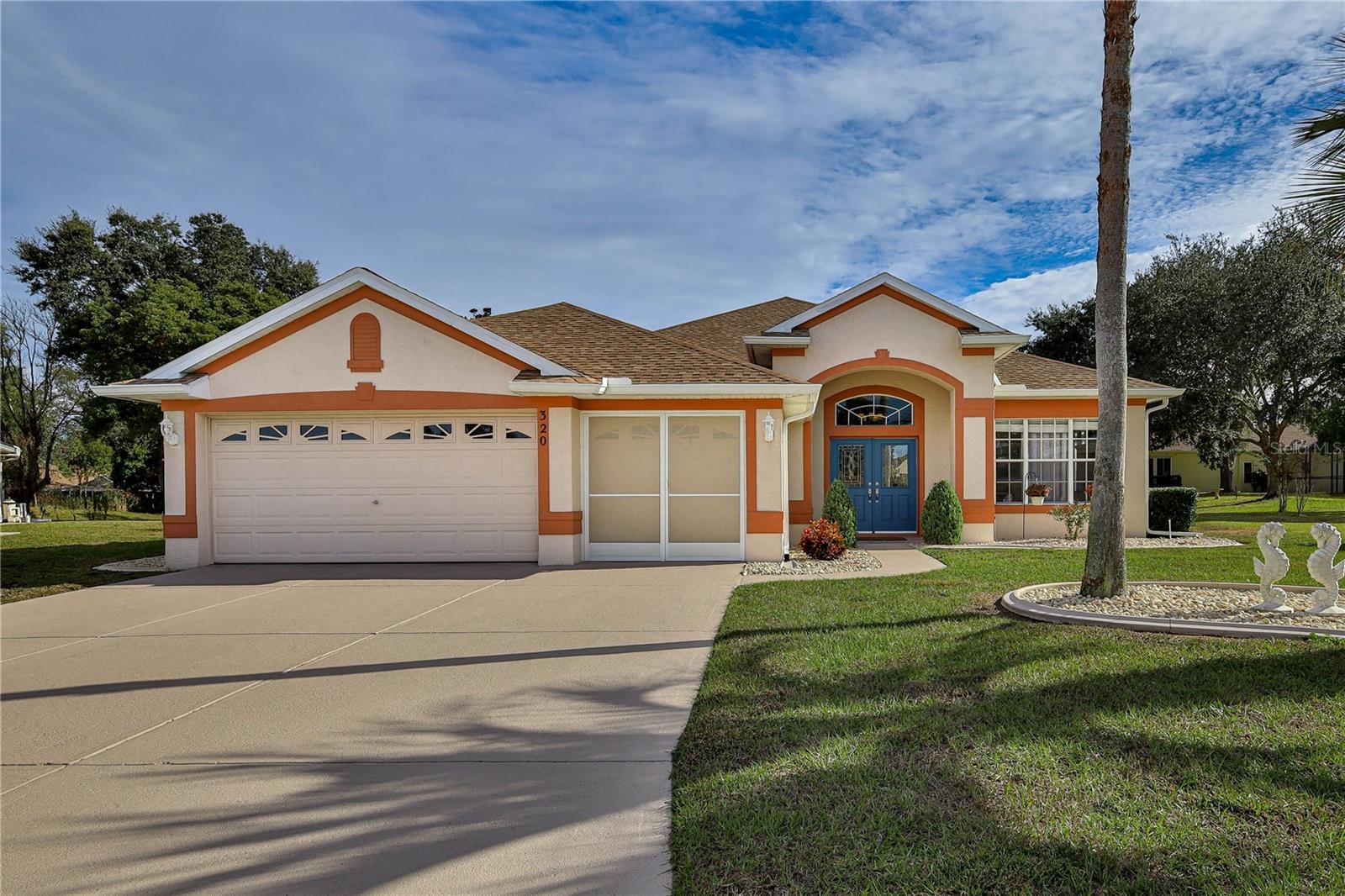 Single Family Residence em SPRING HILL, FL - Daniel Dourado