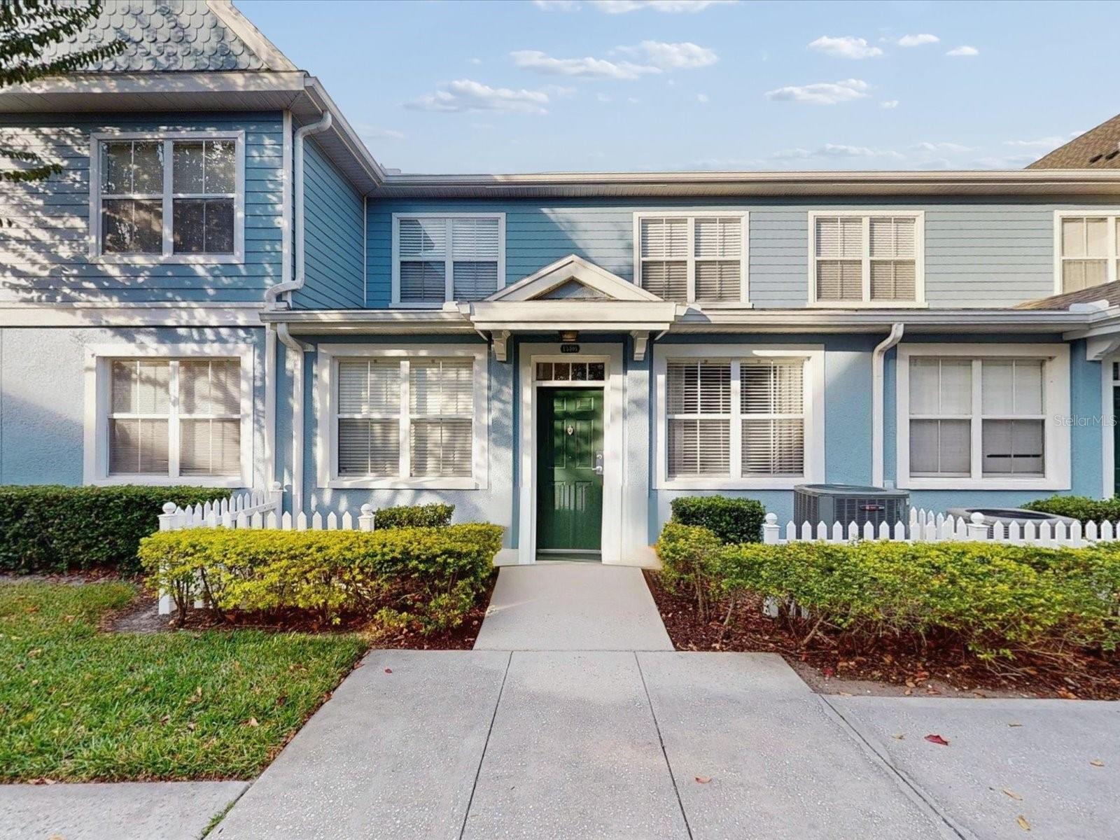 Townhouse in KISSIMMEE, FL - Daniel Dourado