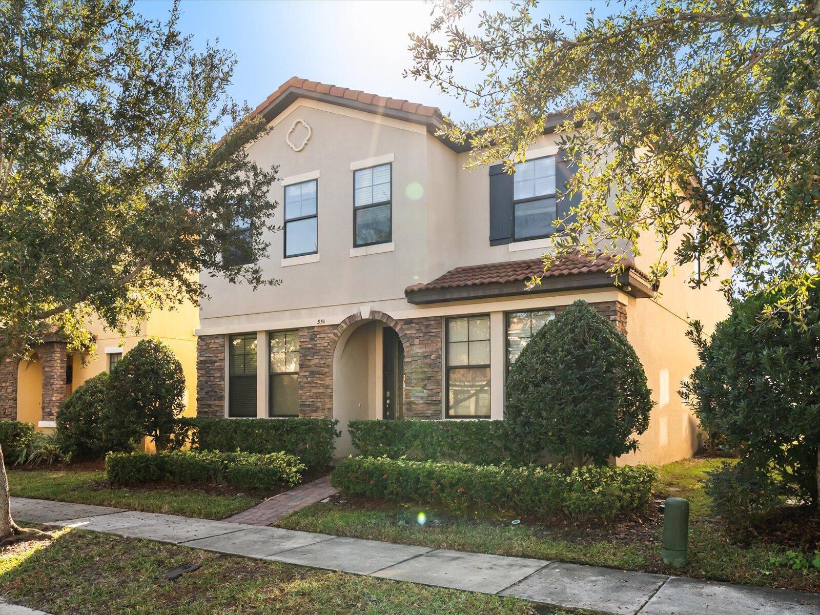 Single Family Residence em OCOEE, FL - Daniel Dourado