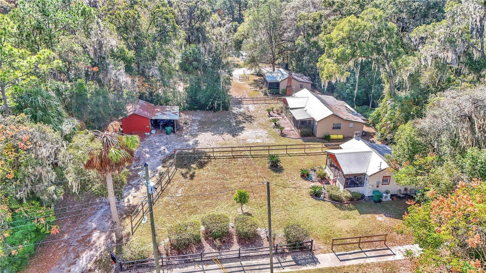 Single Family Residence em DUNNELLON, FL - Daniel Dourado