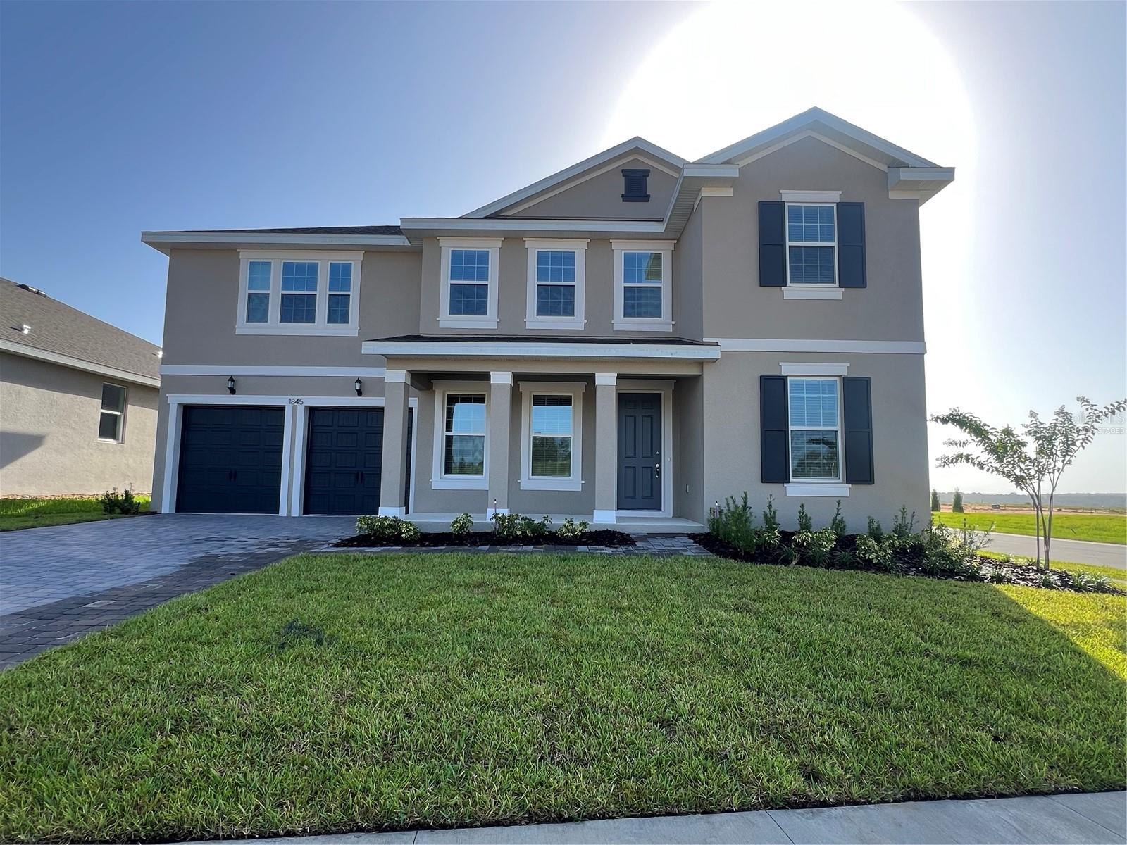 Single Family Residence in MINNEOLA, FL - Daniel Dourado