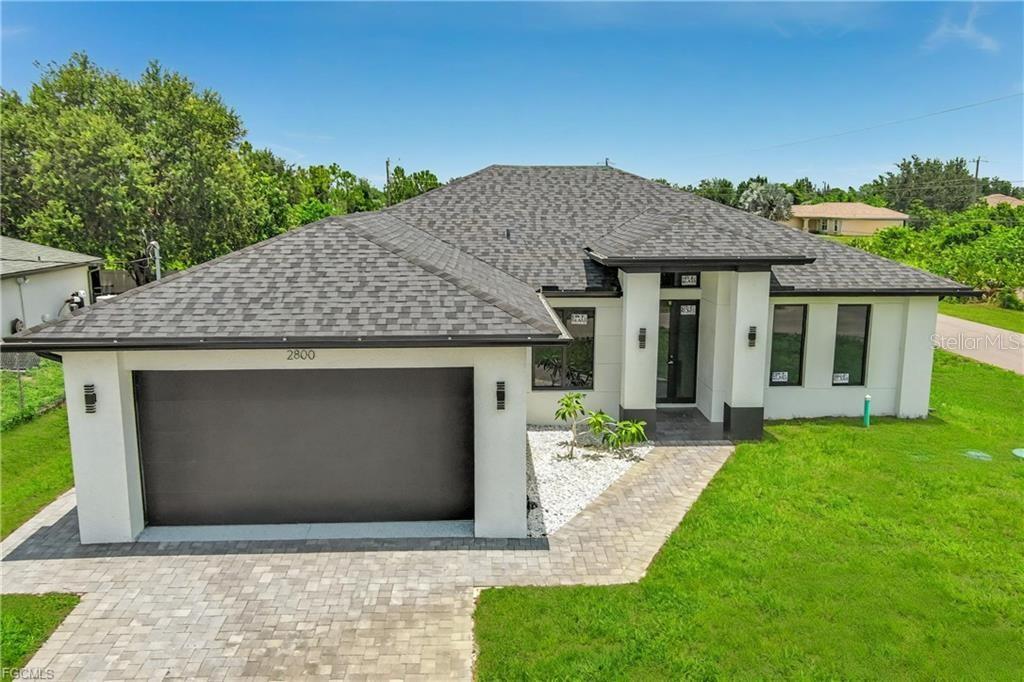 Single Family Residence in LEHIGH ACRES, FL - Daniel Dourado