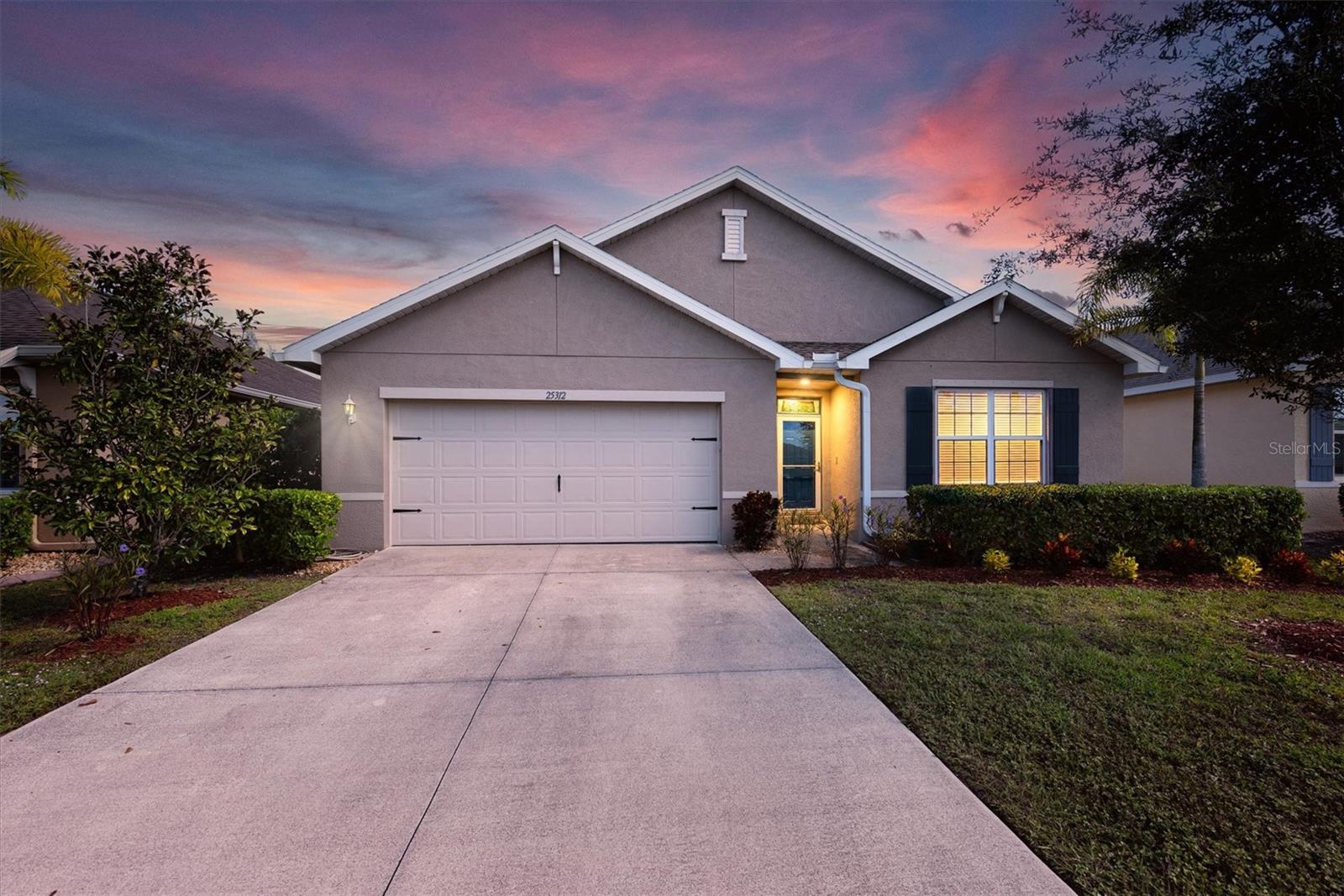 Single Family Residence em PUNTA GORDA, FL - Daniel Dourado