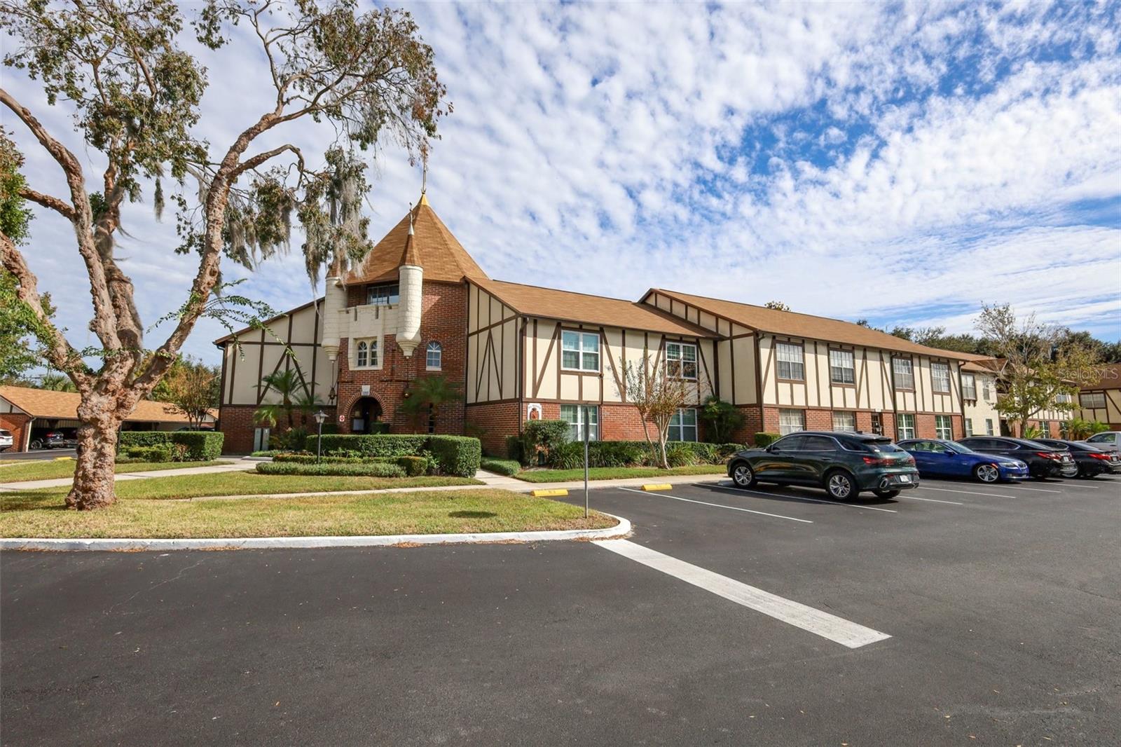 Condominium in ORLANDO, FL - Daniel Dourado