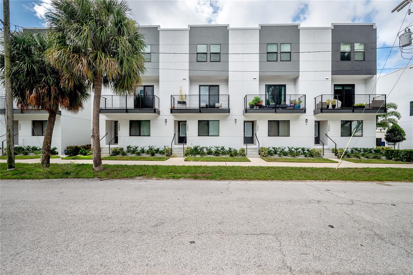 Townhouse in TAMPA, FL - Daniel Dourado