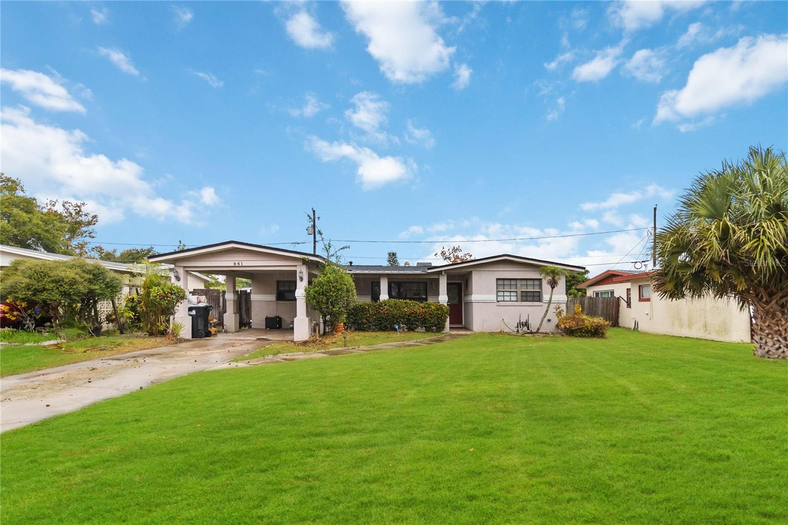 Single Family Residence in ORLANDO, FL - Daniel Dourado