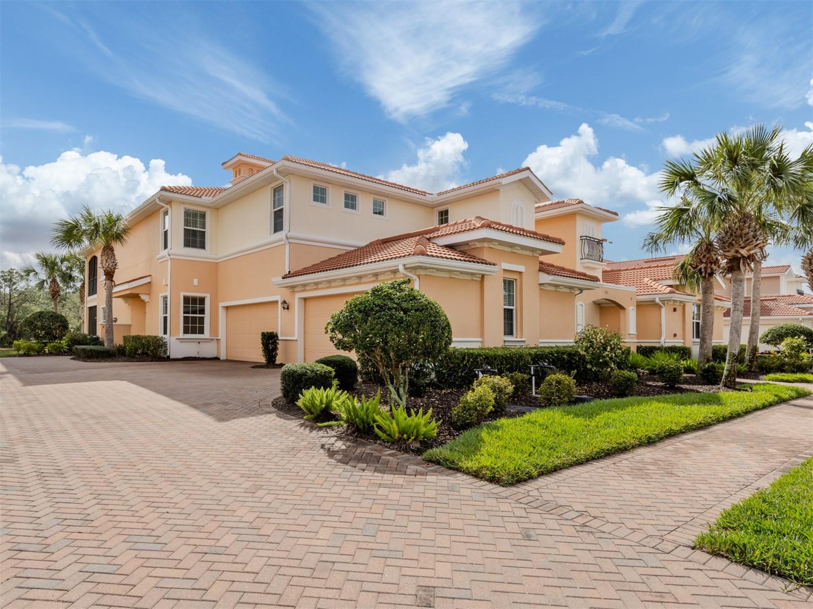 Condominium em NORTH VENICE, FL - Daniel Dourado