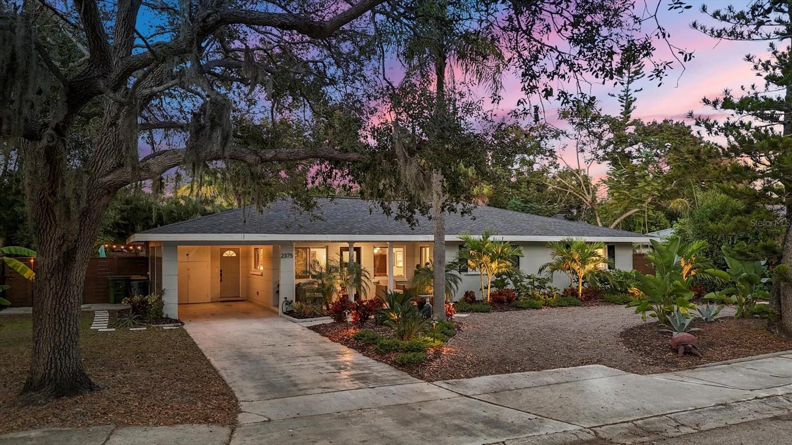 Single Family Residence em SARASOTA, FL - Daniel Dourado