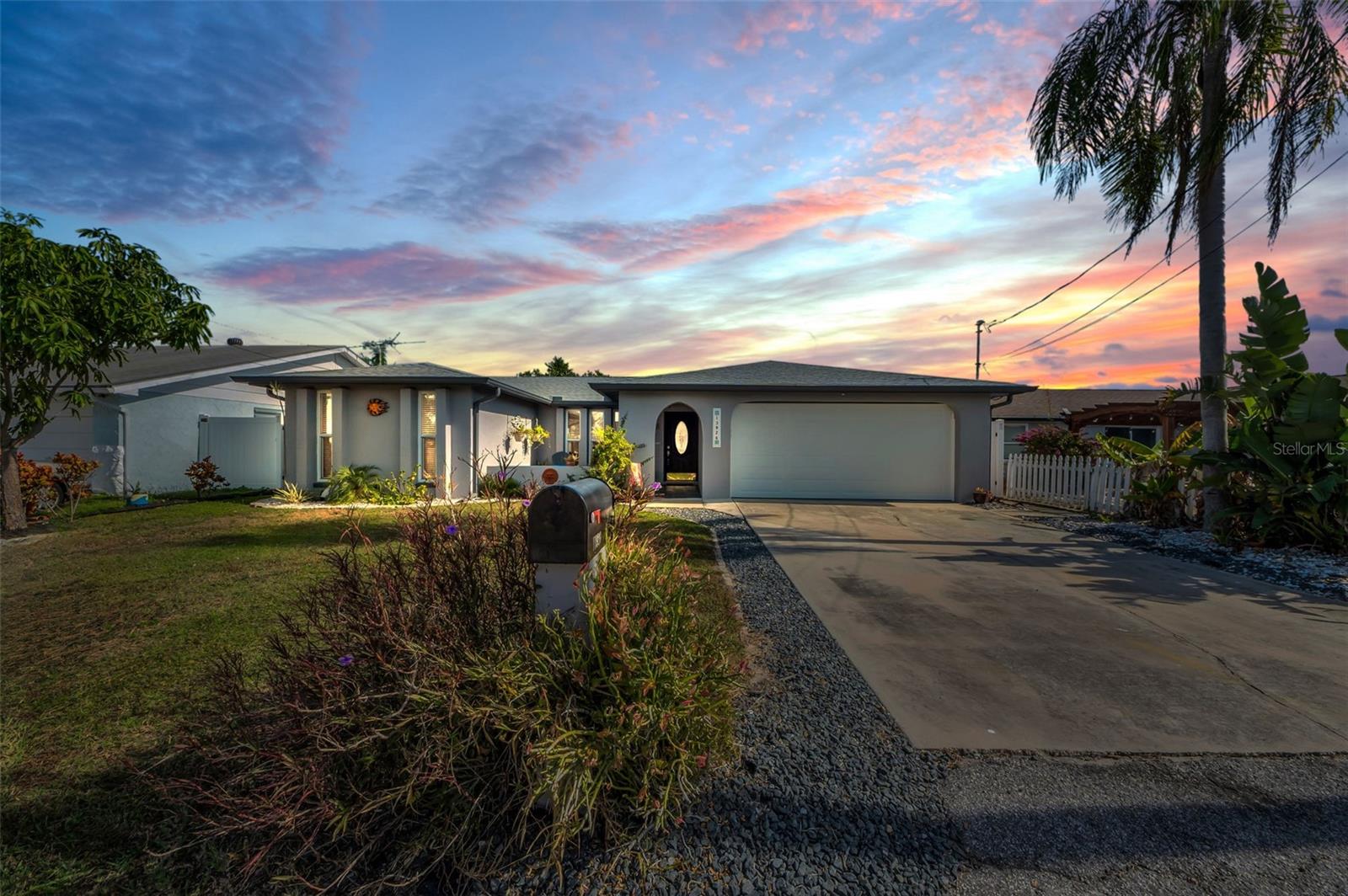 Single Family Residence em HUDSON, FL - Daniel Dourado