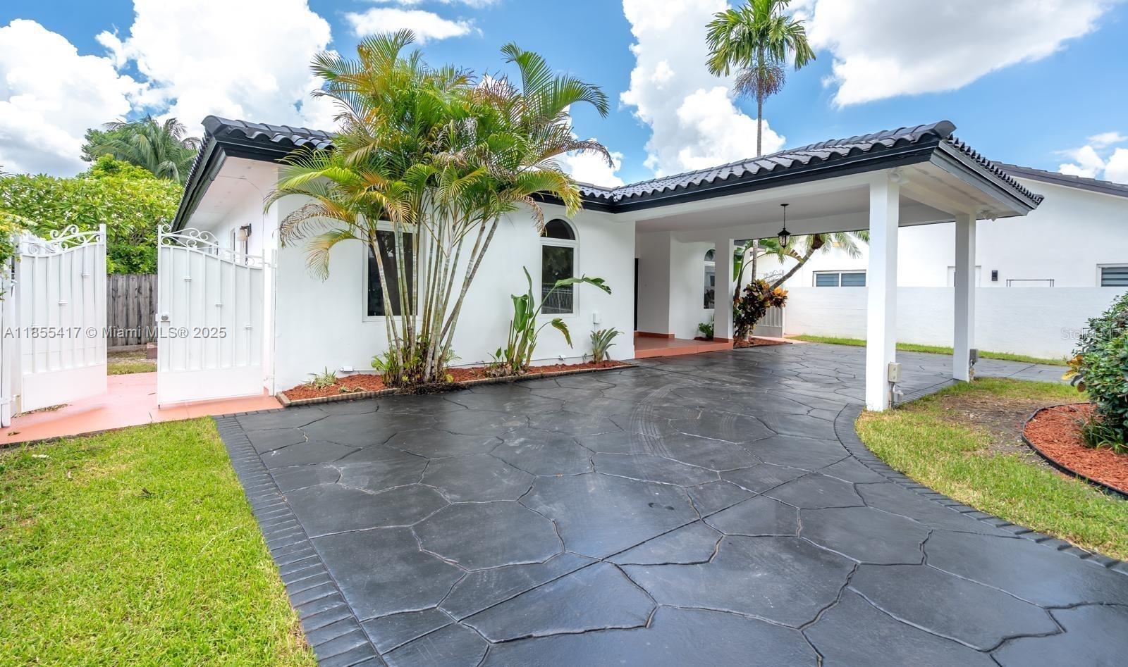 Single Family Residence em MIAMI, FL - Daniel Dourado