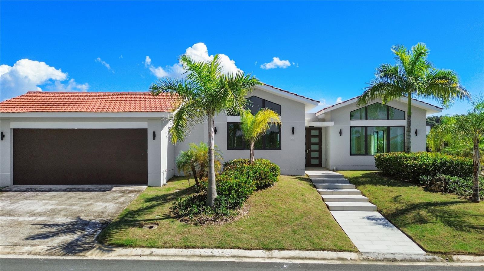 Single Family Residence em DORADO, PR - Daniel Dourado