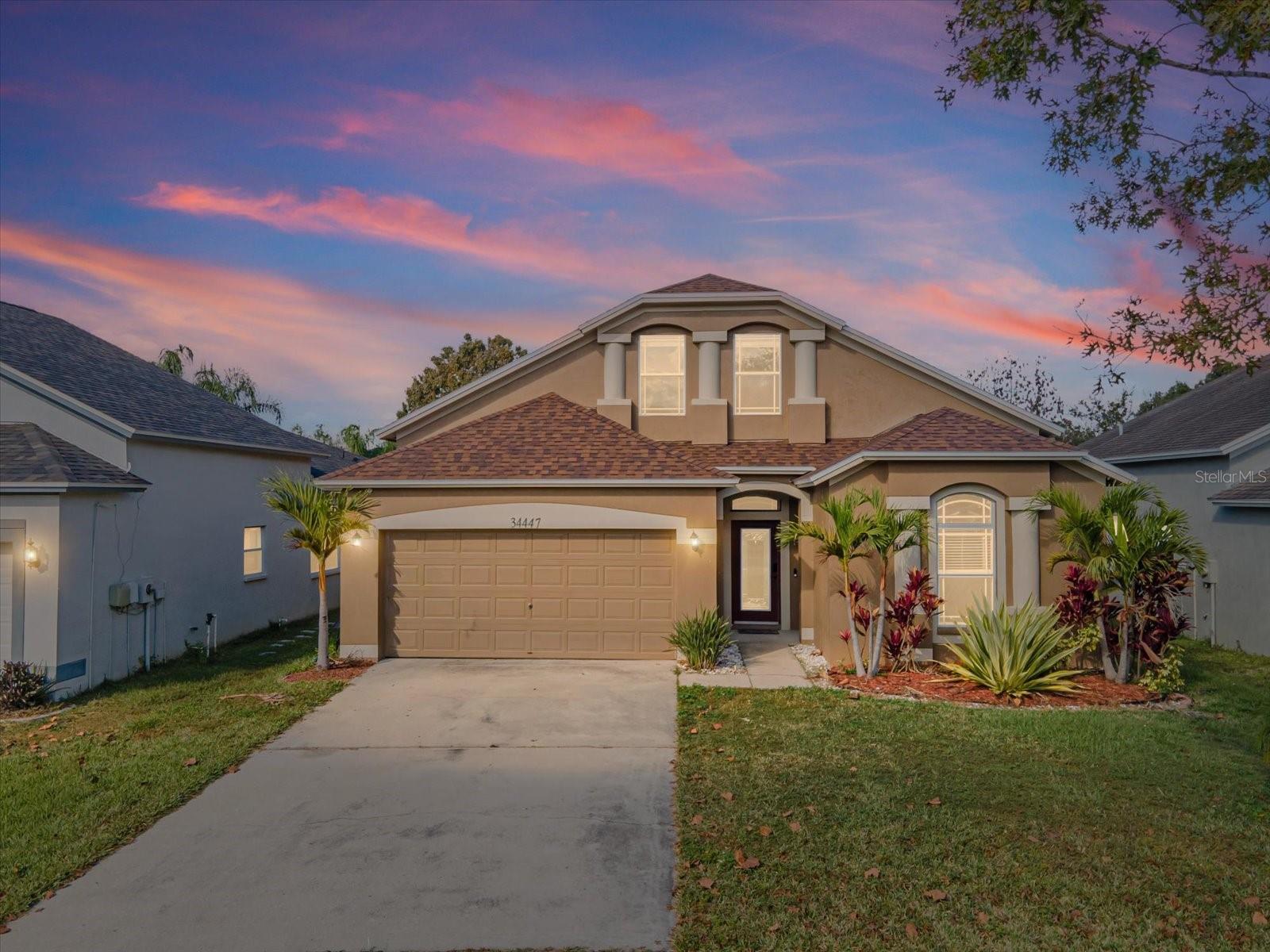 Single Family Residence em WESLEY CHAPEL, FL - Daniel Dourado