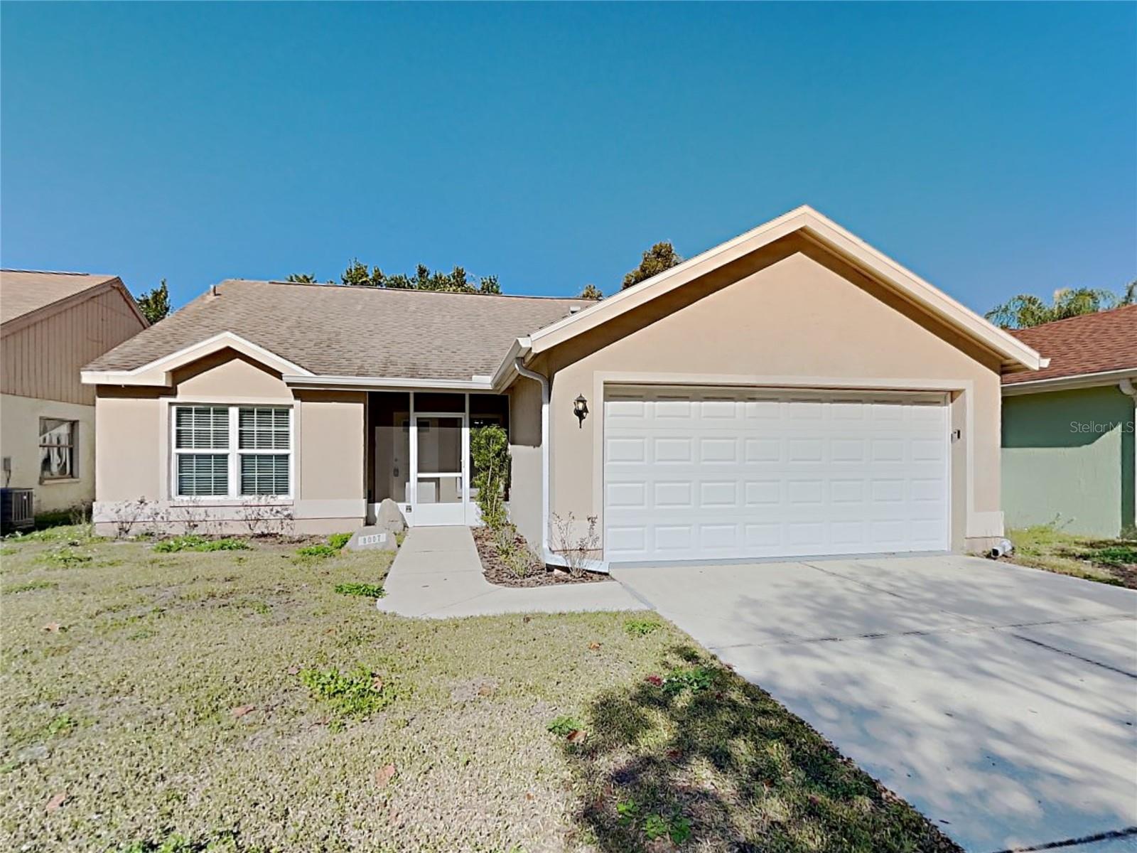 Single Family Residence em NEW PORT RICHEY, FL - Daniel Dourado