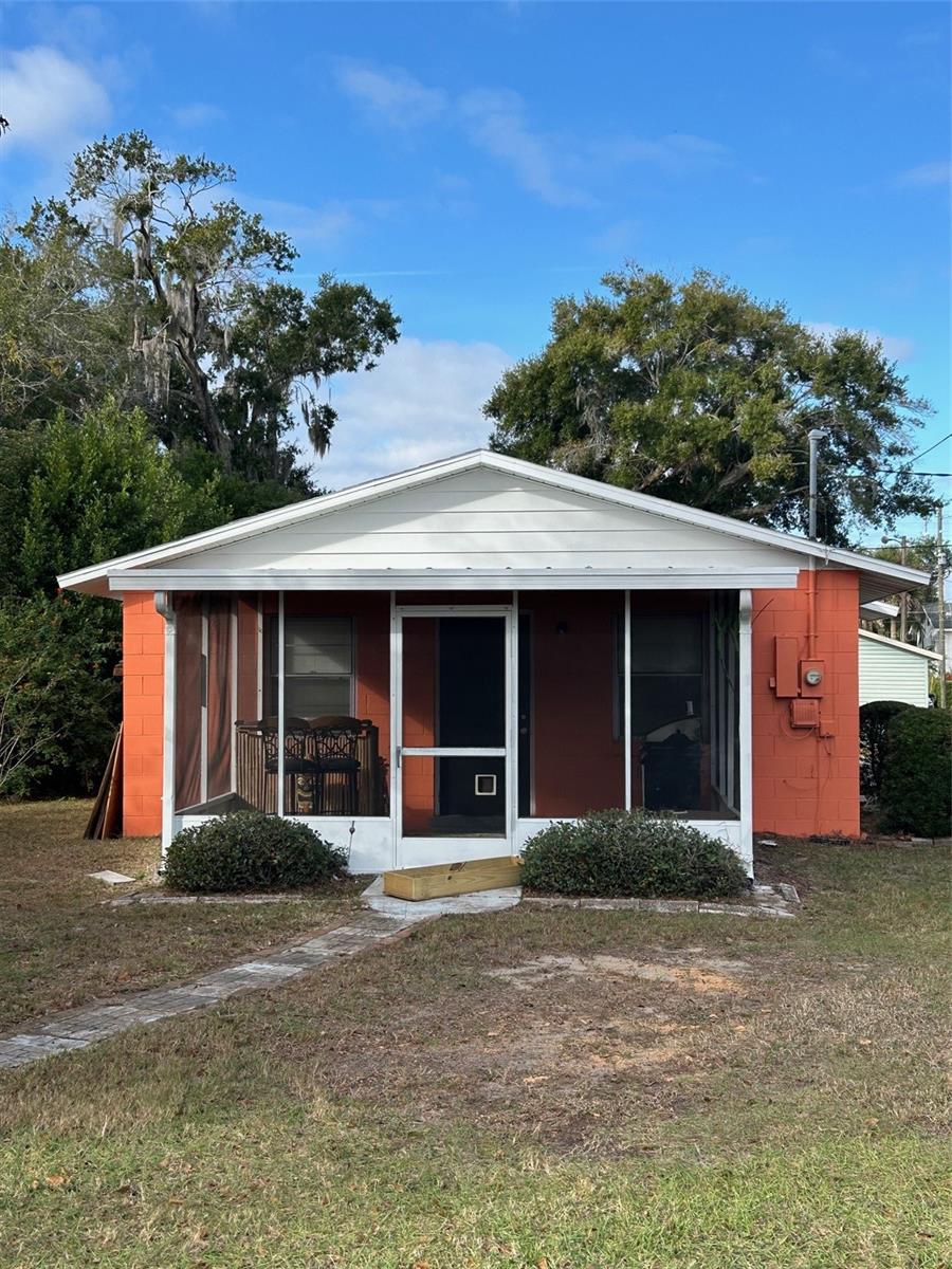 Single Family Residence em EUSTIS, FL - Daniel Dourado