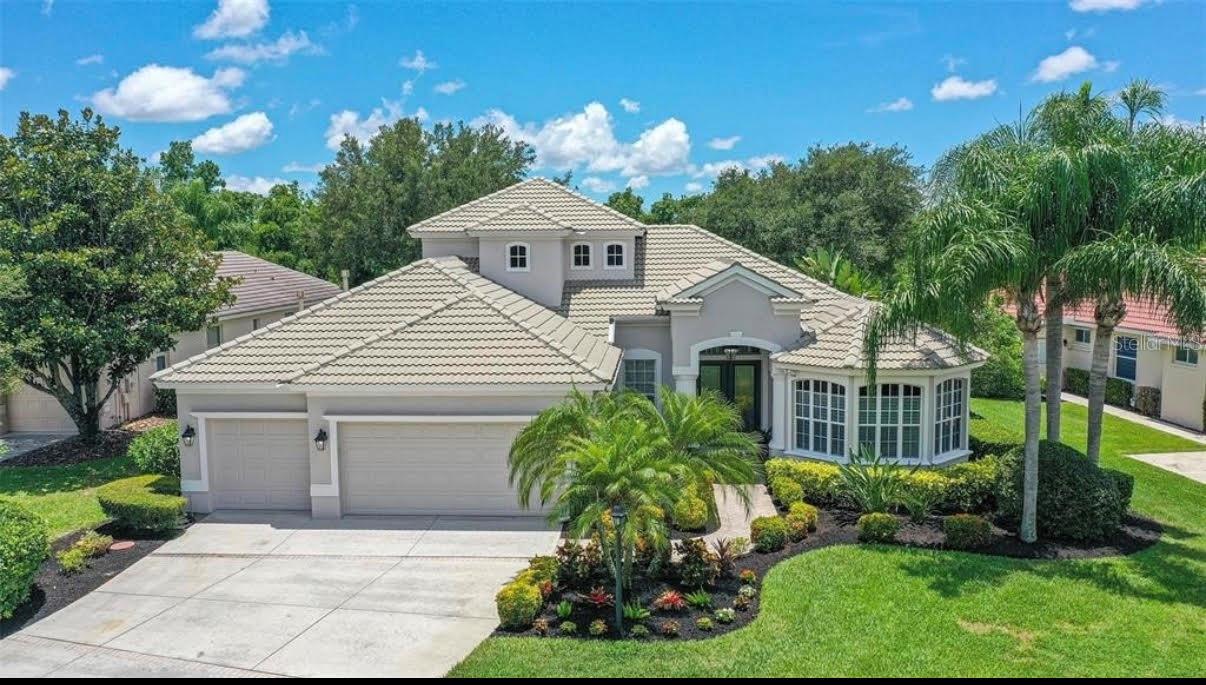 Single Family Residence in LAKEWOOD RANCH, FL - Daniel Dourado