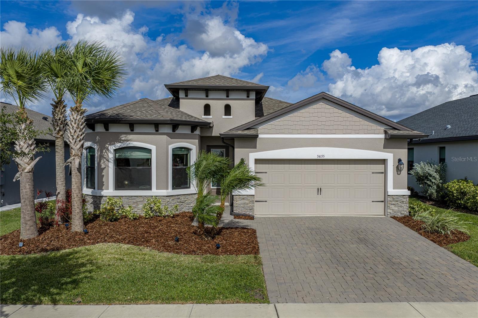 Single Family Residence em WESLEY CHAPEL, FL - Daniel Dourado