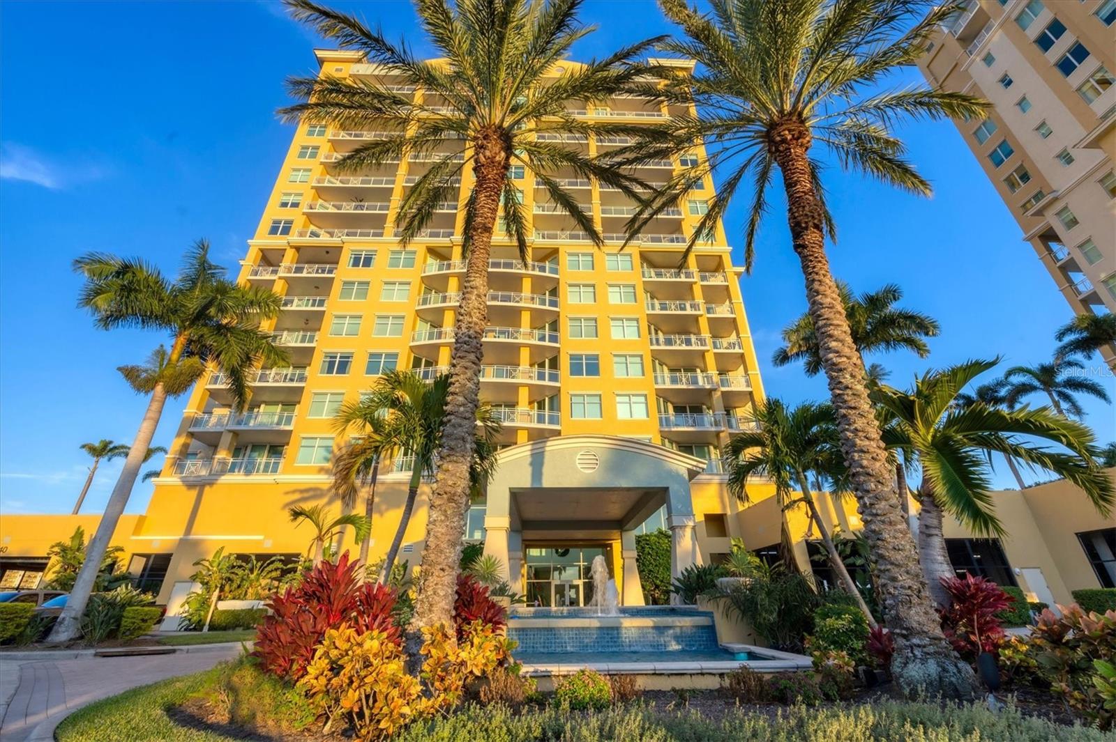 Condominium em PALMETTO, FL - Daniel Dourado