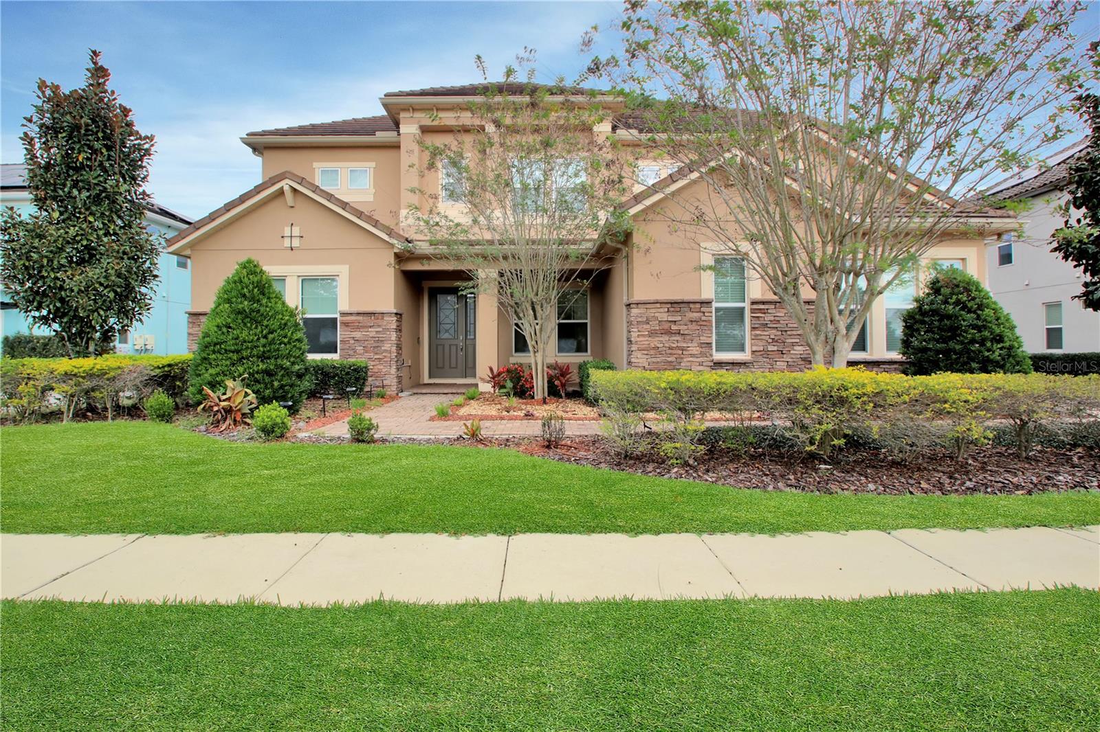 Single Family Residence em WINTER GARDEN, FL - Daniel Dourado