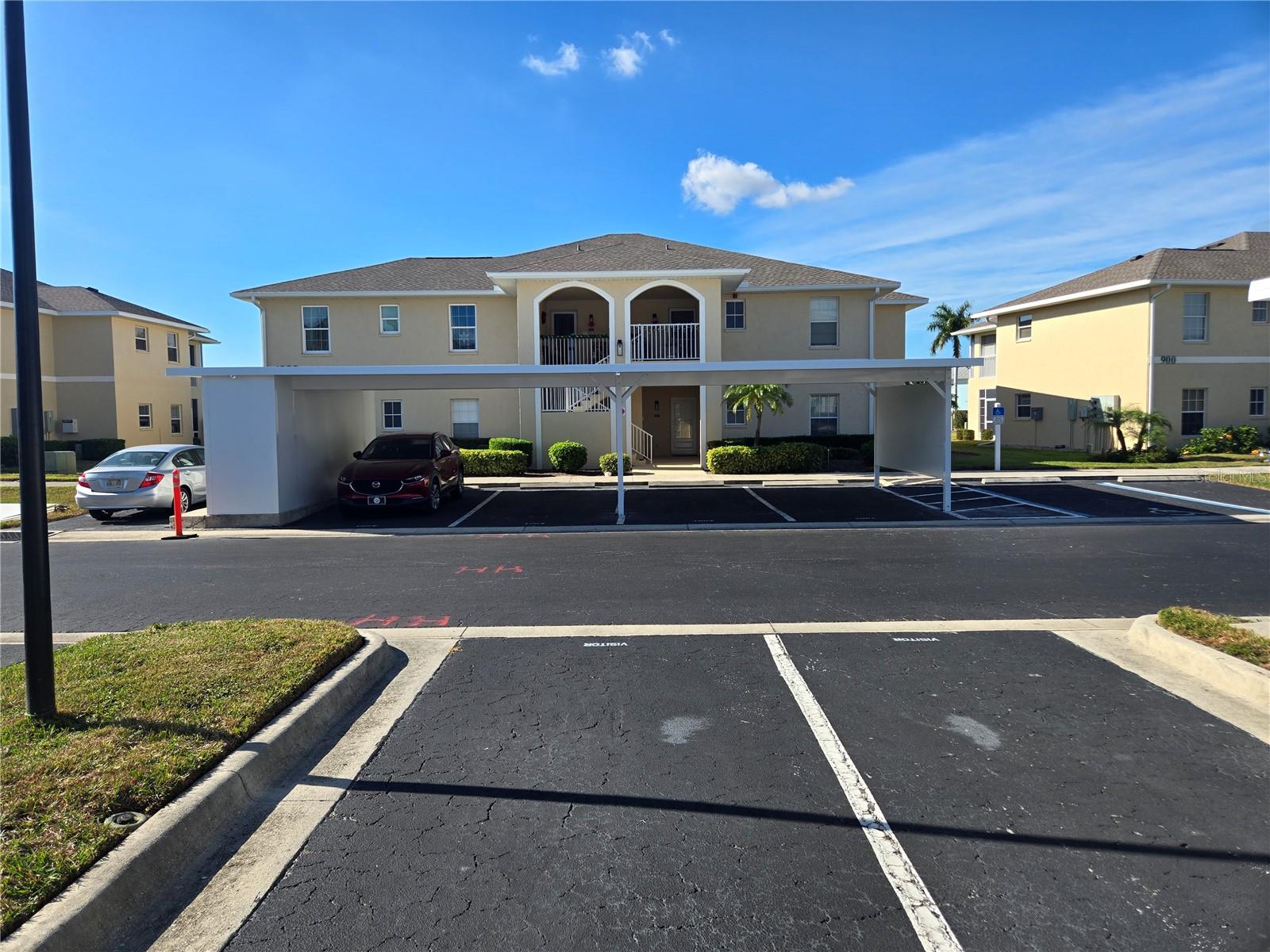 Condominium in NORTH PORT, FL - Daniel Dourado