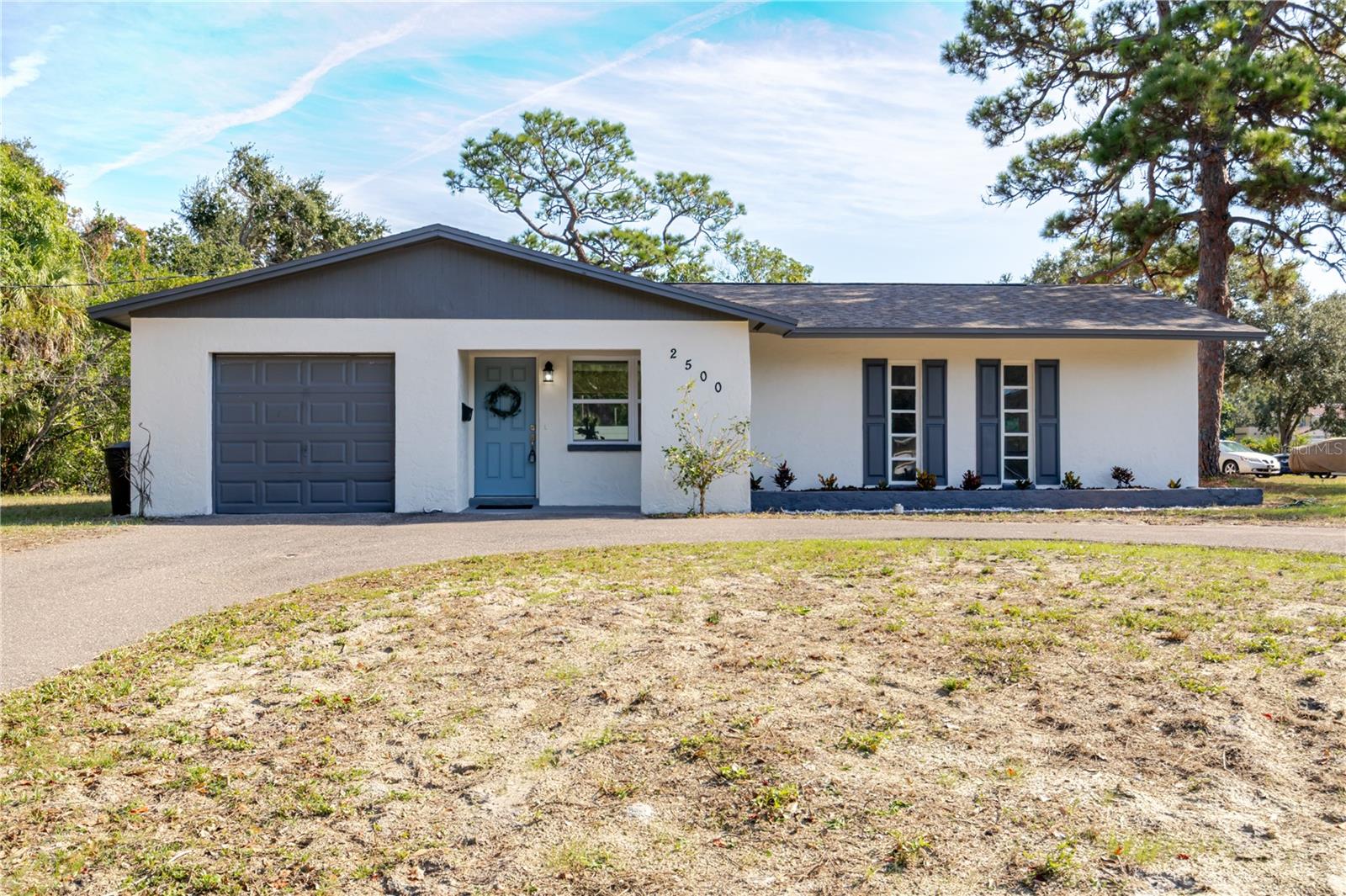 Single Family Residence em ST PETERSBURG, FL - Daniel Dourado